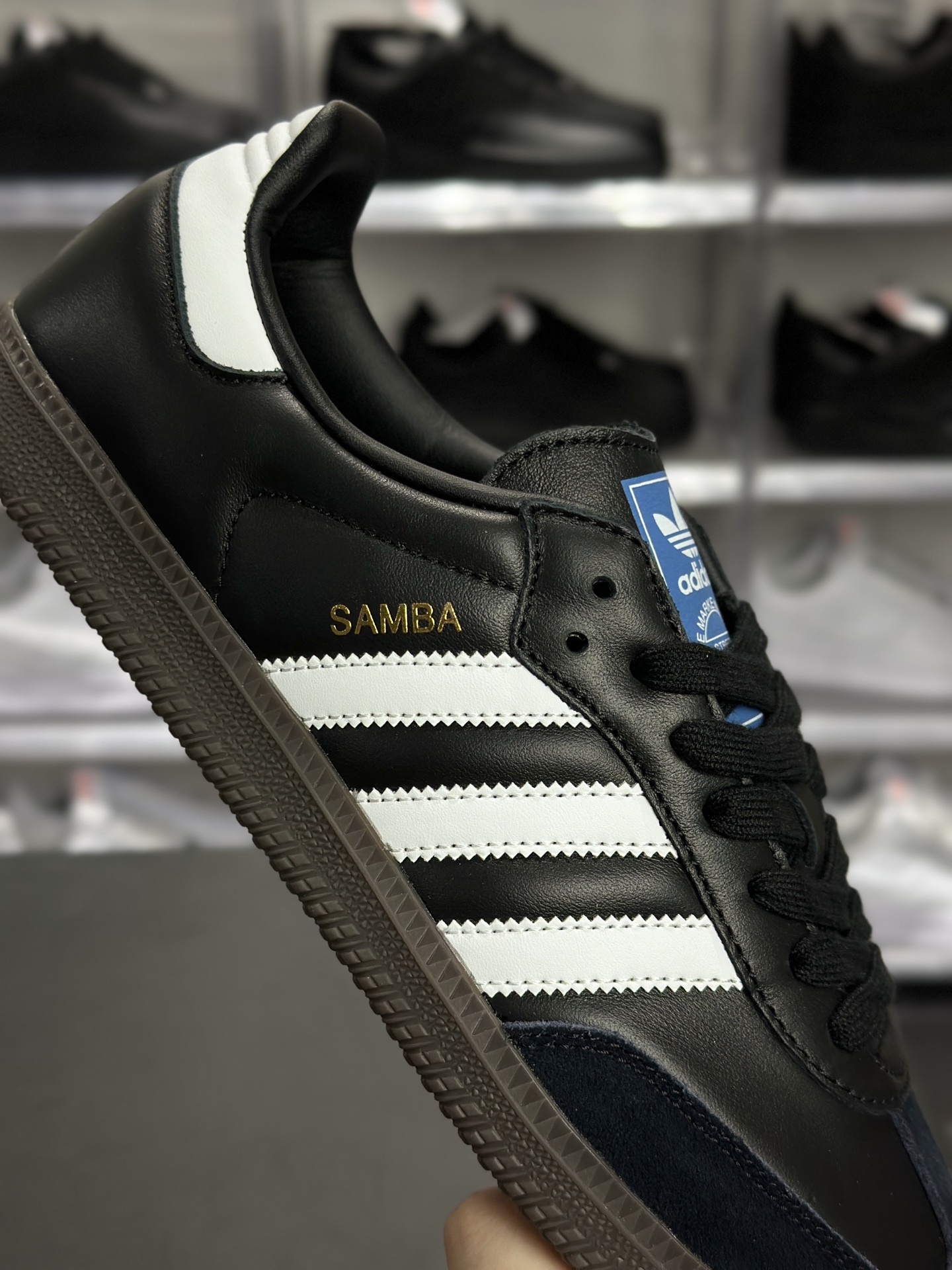 240 adidas Samba 黑白色 复古德训鞋 B75807