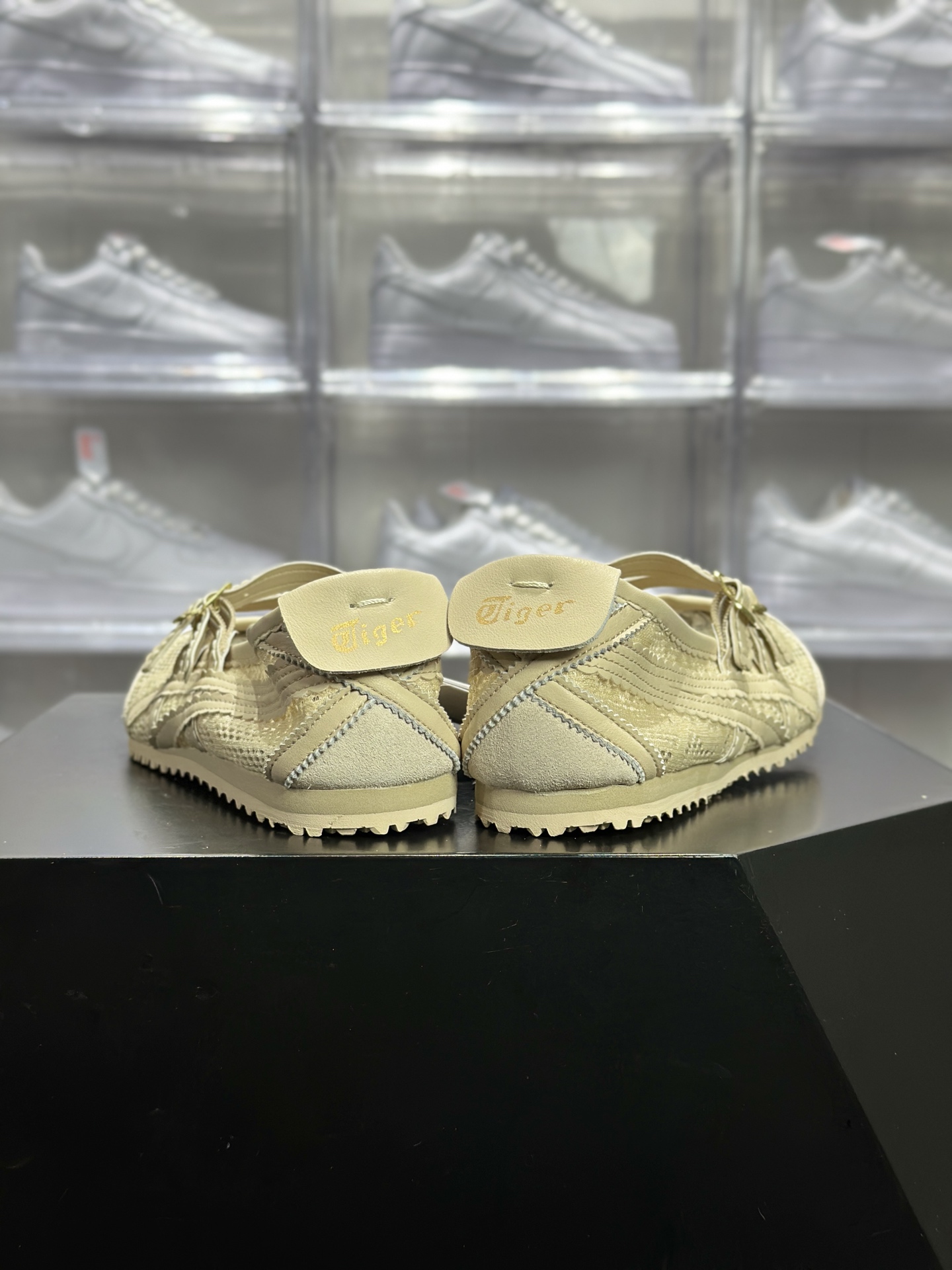 Onitsuka Tiger(鬼冢虎)Mexico 66 TGRS 网面玛丽珍鞋 1182A705-250 浅米色款-Top High Quatity Cheap Sneakers Fashion Clothing Clothes Bags handbags Shoes of all Brand wholesale With The best Quality And Beautiful Price from China Factory Chinese suppliers wholesaler seller Onitsuka Tiger(鬼冢虎)Mexico 66 TGRS 网面玛丽珍鞋 1182A705-250 浅米色款