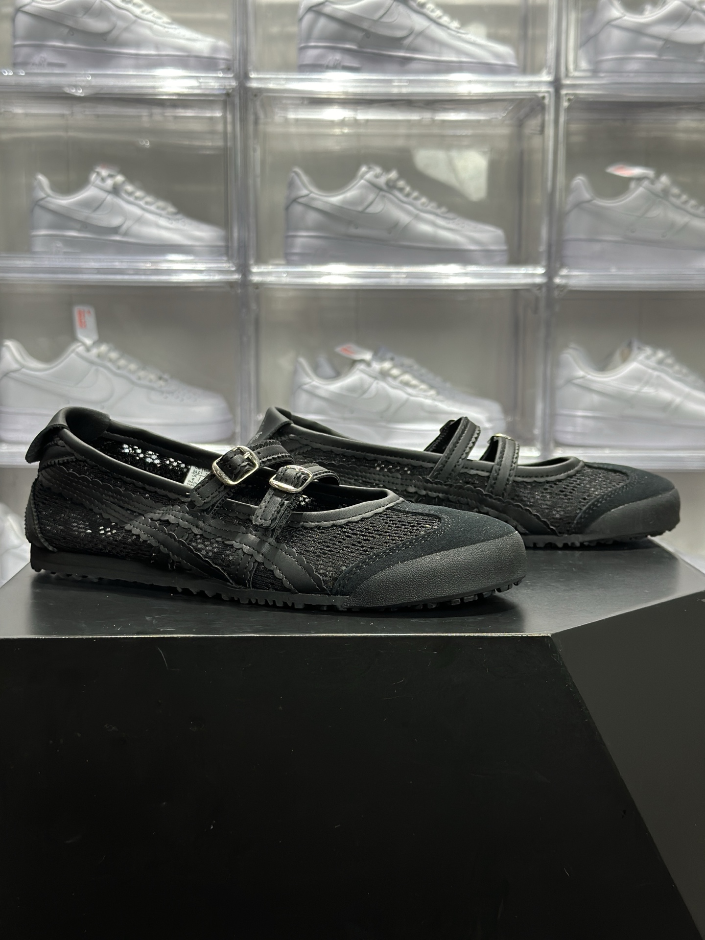 Onitsuka Tiger(鬼冢虎)Mexico 66 TGRS 网面玛丽珍鞋 1182A705-001 纯黑配色款 Onitsuka Tiger(鬼冢虎)Mexico 66 TGRS 网面玛丽珍鞋 1182A705-001 纯黑配色款