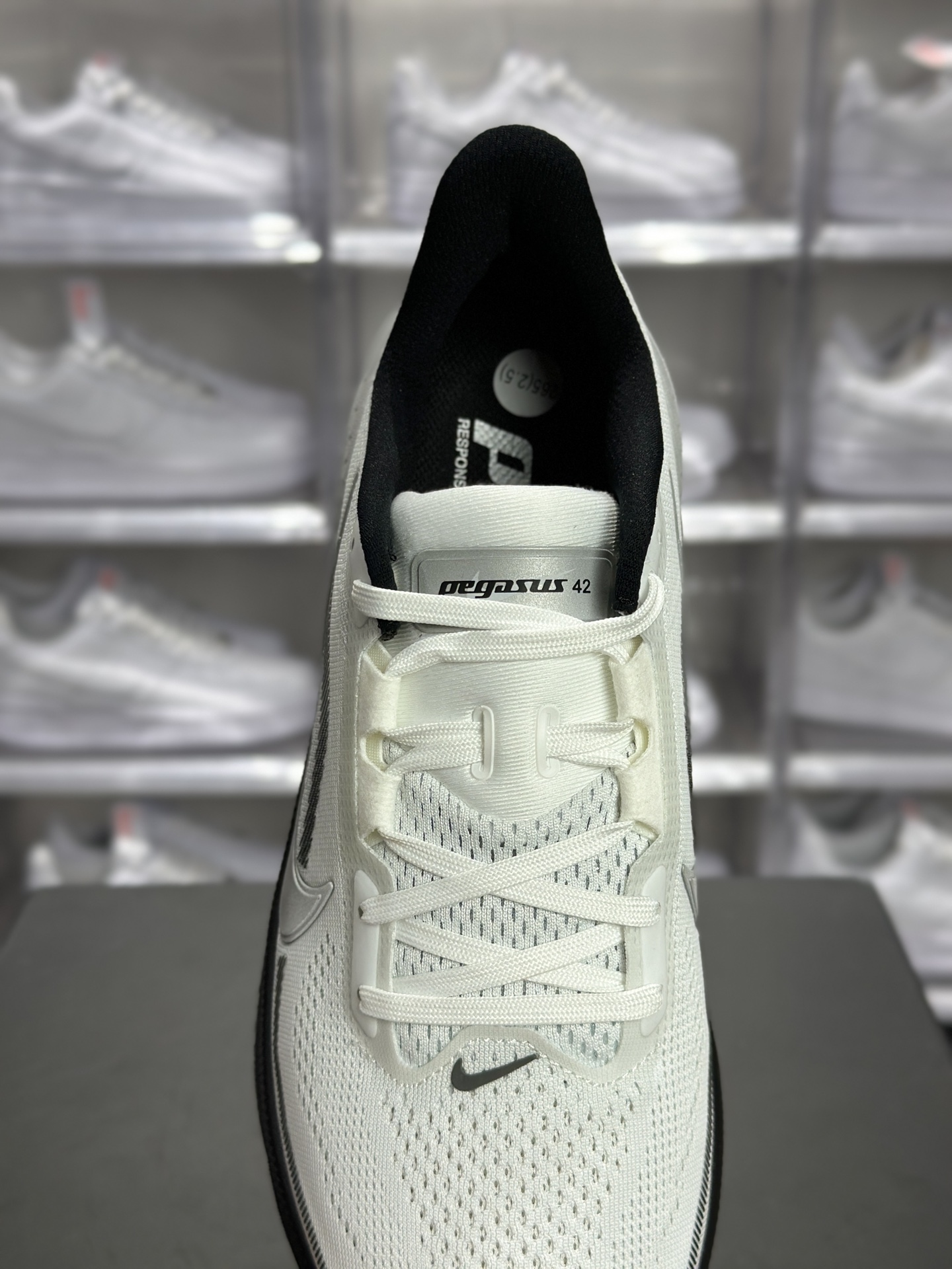 Nike Air Zoom Pegasus 42 RR(飞马 42) 白黑配色款 II7210-100-Top High Quatity Cheap Sneakers Fashion Clothing Clothes Bags handbags Shoes of all Brand wholesale With The best Quality And Beautiful Price from China Factory Chinese suppliers wholesaler seller Nike Air Zoom Pegasus 42 RR(飞马 42) 白黑配色款 II7210-100