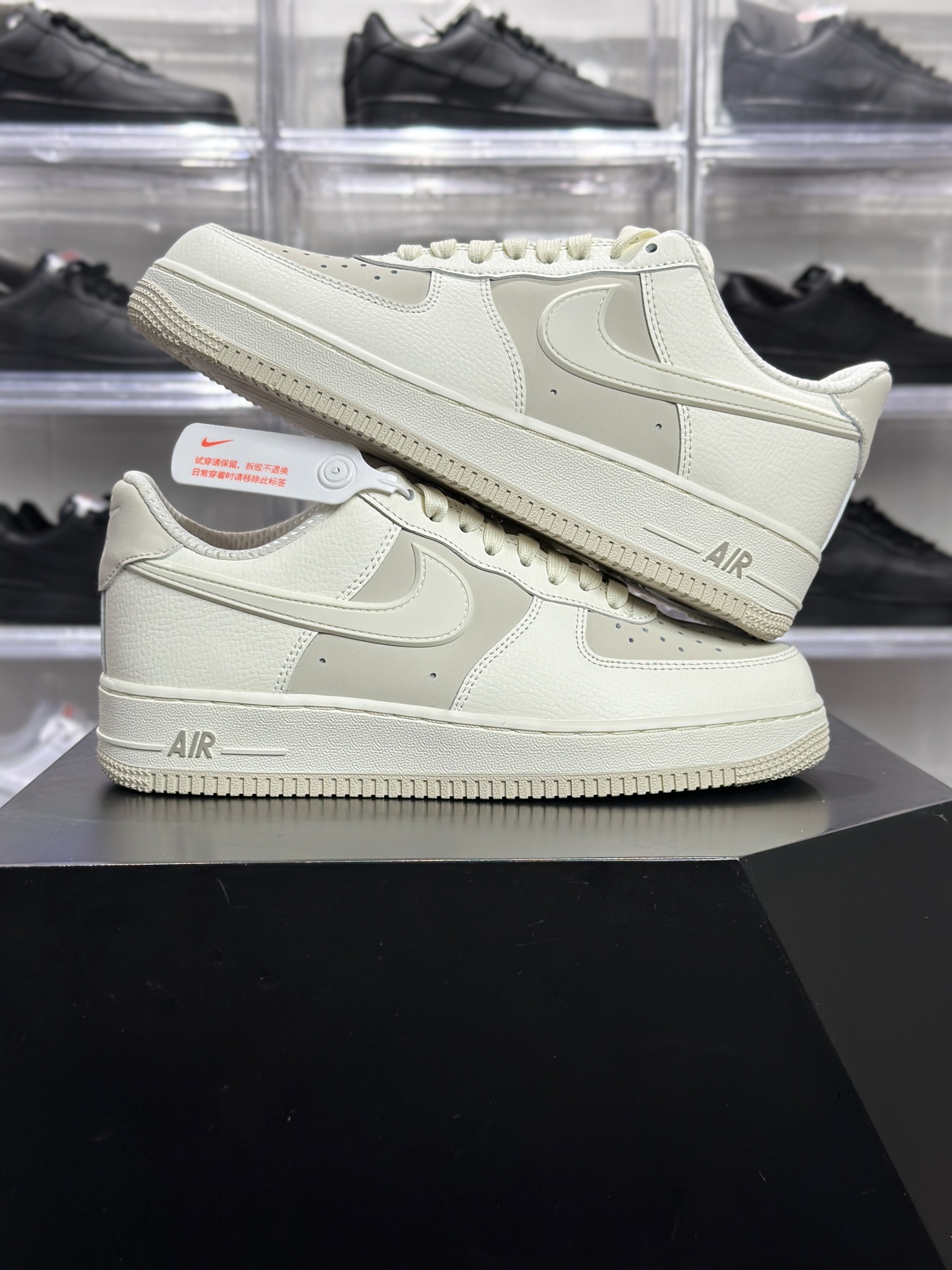 Nike Air Force 1 '07 LV8(空军一号) 俗称 “米白灰” 空军 是一双自带温柔氛围感的经典板鞋 IR1475-133-Top High Quatity Cheap Sneakers Fashion Clothing Clothes Bags handbags Shoes of all Brand wholesale With The best Quality And Beautiful Price from China Factory Chinese suppliers wholesaler seller Nike Air Force 1 '07 LV8(空军一号) 俗称 “米白灰” 空军 是一双自带温柔氛围感的经典板鞋 IR1475-133