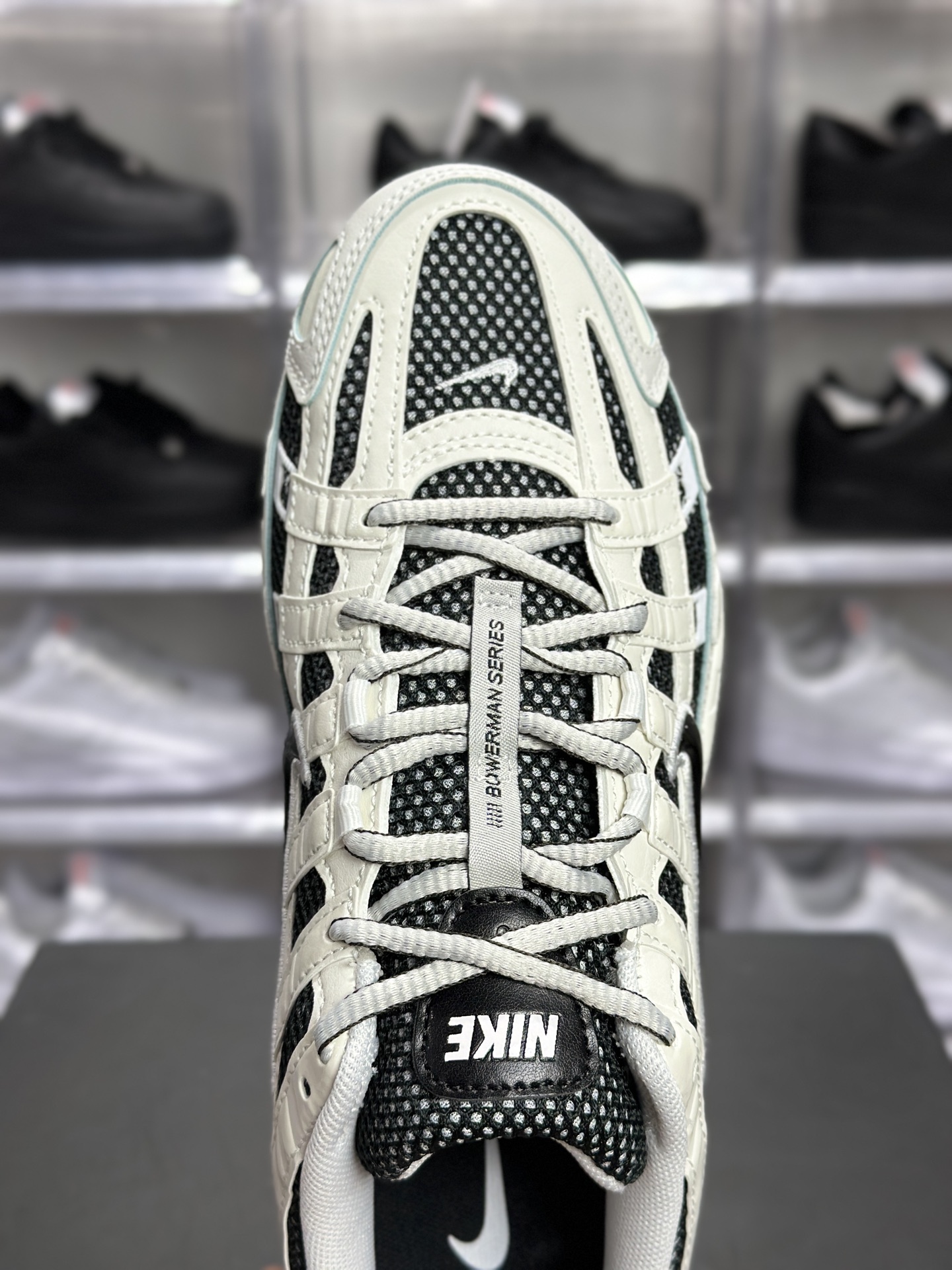 Nike P-6000 米黑白款 俗称 “P6000” 是一双自带复古 Y2K 氛围的老爹鞋 IO8711-101-Top High Quatity Cheap Sneakers Fashion Clothing Clothes Bags handbags Shoes of all Brand wholesale With The best Quality And Beautiful Price from China Factory Chinese suppliers wholesaler seller Nike P-6000 米黑白款 俗称 “P6000” 是一双自带复古 Y2K 氛围的老爹鞋 IO8711-101
