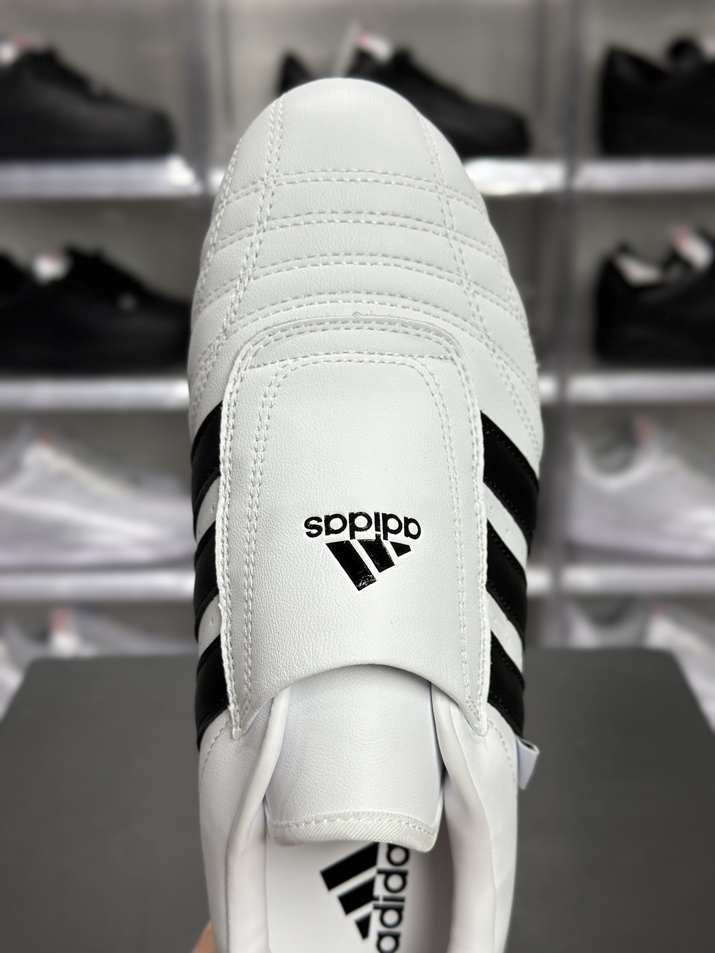 adidas Taekwondo M 阿迪跆拳道鞋 白色 JQ4774-Top High Quatity Cheap Sneakers Fashion Clothing Clothes Bags handbags Shoes of all Brand wholesale With The best Quality And Beautiful Price from China Factory Chinese suppliers wholesaler seller adidas Taekwondo M 阿迪跆拳道鞋 白色 JQ4774