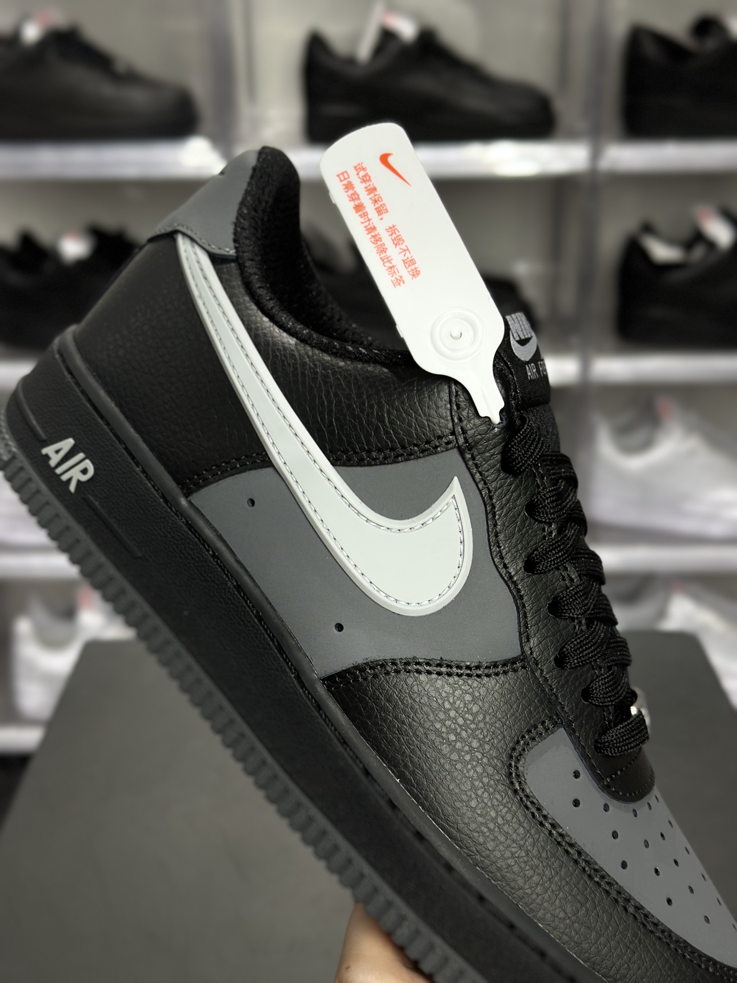 Nike Air Force 1 '07 LV8 黑灰配色 IR1475-010-Top High Quatity Cheap Sneakers Fashion Clothing Clothes Bags handbags Shoes of all Brand wholesale With The best Quality And Beautiful Price from China Factory Chinese suppliers wholesaler seller Nike Air Force 1 '07 LV8 黑灰配色 IR1475-010