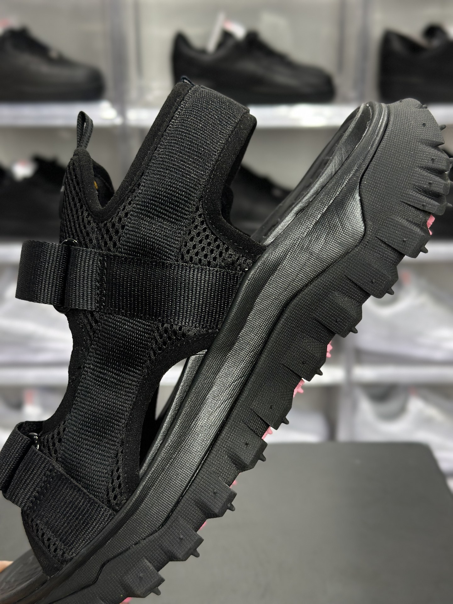 Moncler Trailgrip Vela 蒙口 户外机能凉鞋-Top High Quatity Cheap Sneakers Fashion Clothing Clothes Bags handbags Shoes of all Brand wholesale With The best Quality And Beautiful Price from China Factory Chinese suppliers wholesaler seller Moncler Trailgrip Vela 蒙口 户外机能凉鞋