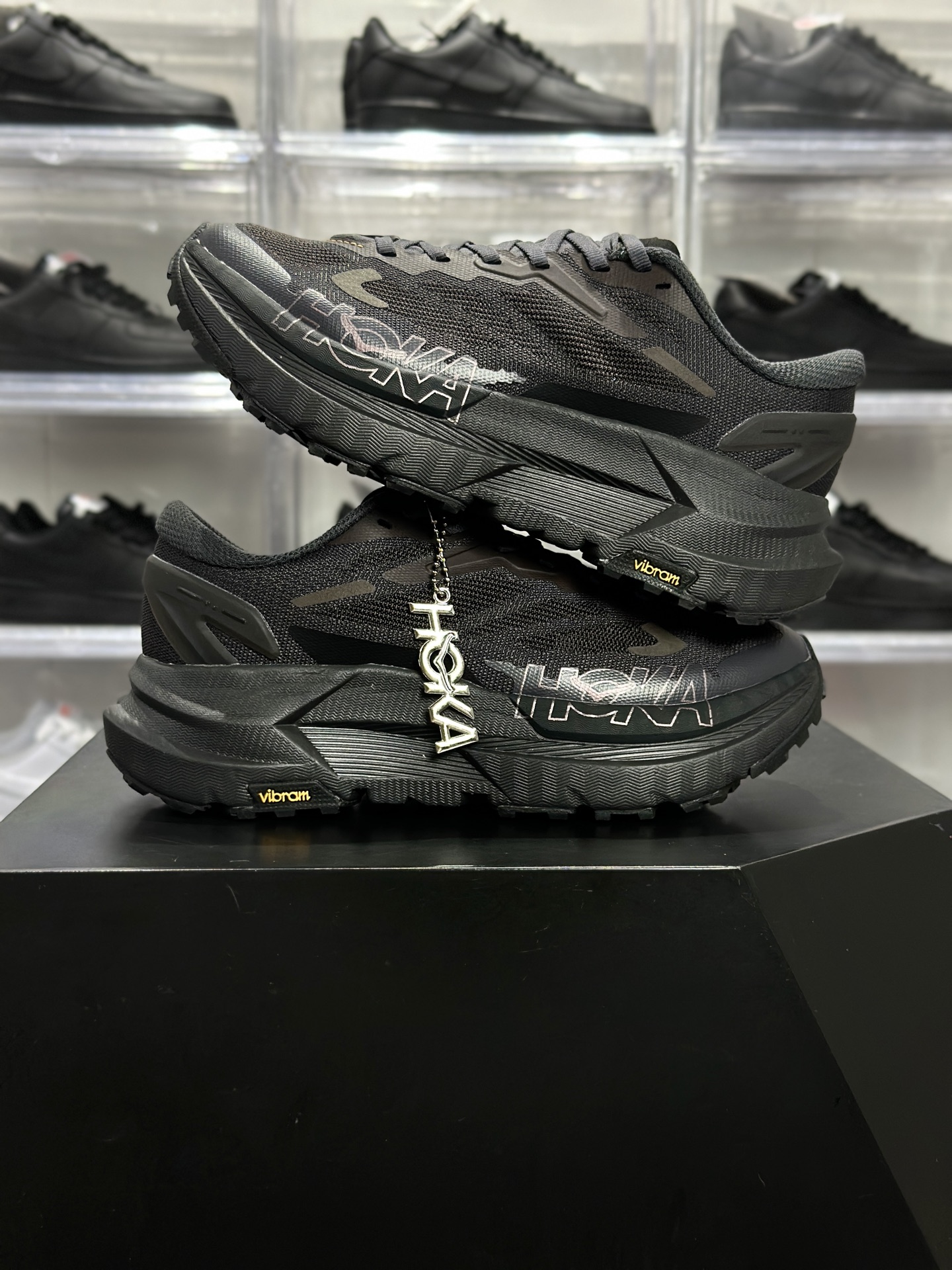 HOKA Mafate X J.L.-A.L. “马法特 联名款户外跑鞋 黑色 1175208-Top High Quatity Cheap Sneakers Fashion Clothing Clothes Bags handbags Shoes of all Brand wholesale With The best Quality And Beautiful Price from China Factory Chinese suppliers wholesaler seller HOKA Mafate X J.L.-A.L. “马法特 联名款户外跑鞋 黑色 1175208