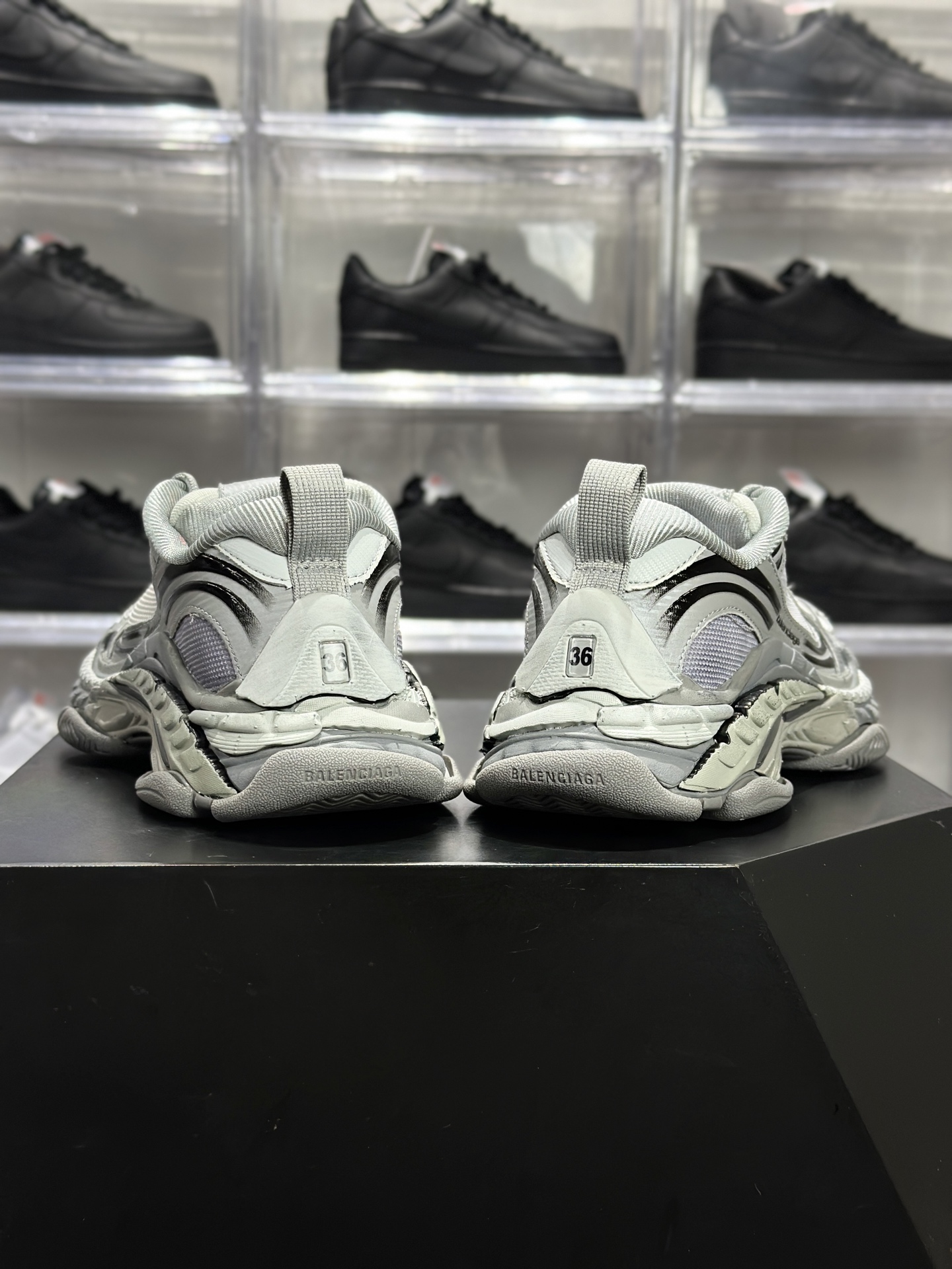 权威实拍 2O626666 新货Balenciaga Triple S 2 代 巴黎世家厚底老爹鞋 渐变灰 865851-Top High Quatity Cheap Sneakers Fashion Clothing Clothes Bags handbags Shoes of all Brand wholesale With The best Quality And Beautiful Price from China Factory Chinese suppliers wholesaler seller 权威实拍 2O626666 新货Balenciaga Triple S 2 代 巴黎世家厚底老爹鞋 渐变灰 865851