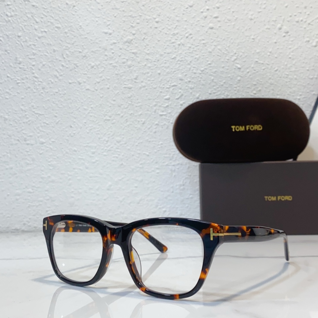 NO:267699,TOM FOR* official website FT0237,SIZE:52□23- Glasses, sunglasses, glasses, tom ford19860909TOM FOR*官网款 FT0237,SIZE:52□23- 眼镜墨镜太阳镜,眼镜,tom ford,glasses
