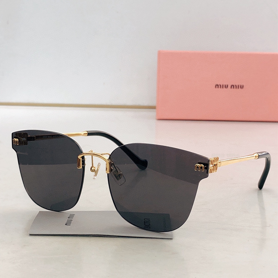 NO:241799,smu087 New product, big non-face frameless colored sunglasses, which makes the face look small, invincible texture, simple and not simple, two volumes of logos increase recognition!  Glasses sunglasses sunglasses, glasses19860909smu087 新品 大大的素颜无框彩色墨镜 很显脸小 质感无敌 简约不简单 两册logo增加辨识度！眼镜墨镜太阳镜,眼镜,glasses