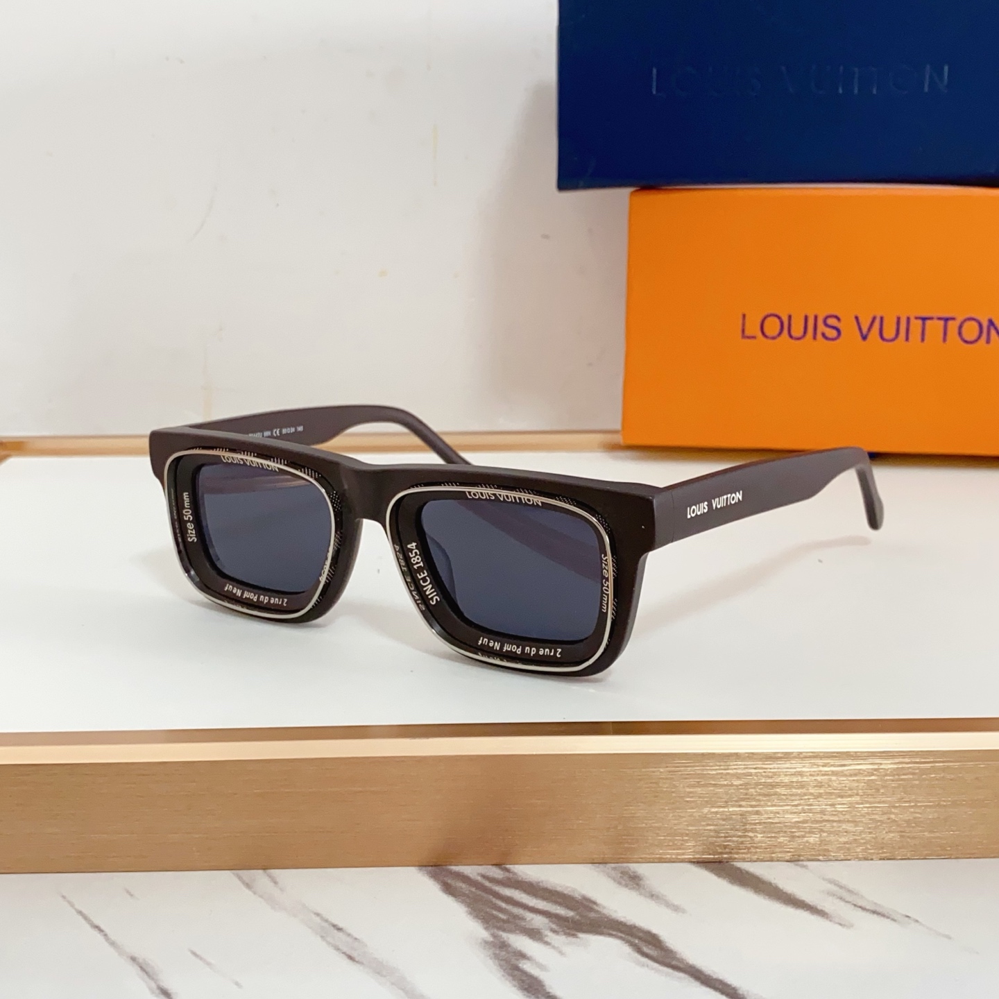 NO:242721,LOUIS VUITTO*MODELZ2442USIZE57 port 16-～～ glasses sunglasses, glasses, louis vuitton19860909LOUIS VUITTO*MODELZ2442USIZE57口16-～～眼镜墨镜太阳镜,眼镜,louis vuitton,glasses