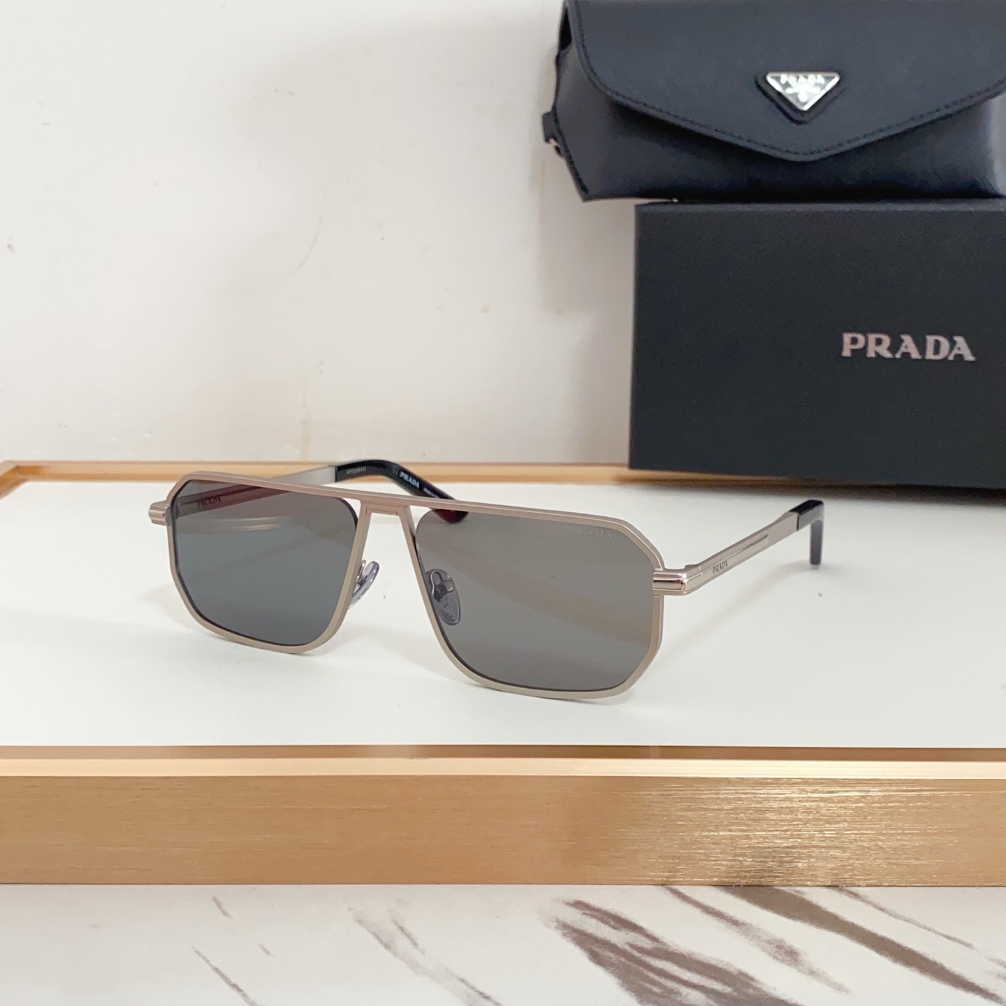 NO:242742,PRAD*MODEL:PR ASIZE59-17-.Color-changing tablet 180 glasses sunglasses sunglasses, glasses, prada19860909PRAD*MODEL:PR ASIZE59口17-.变色片180眼镜墨镜太阳镜,眼镜,prada,glasses