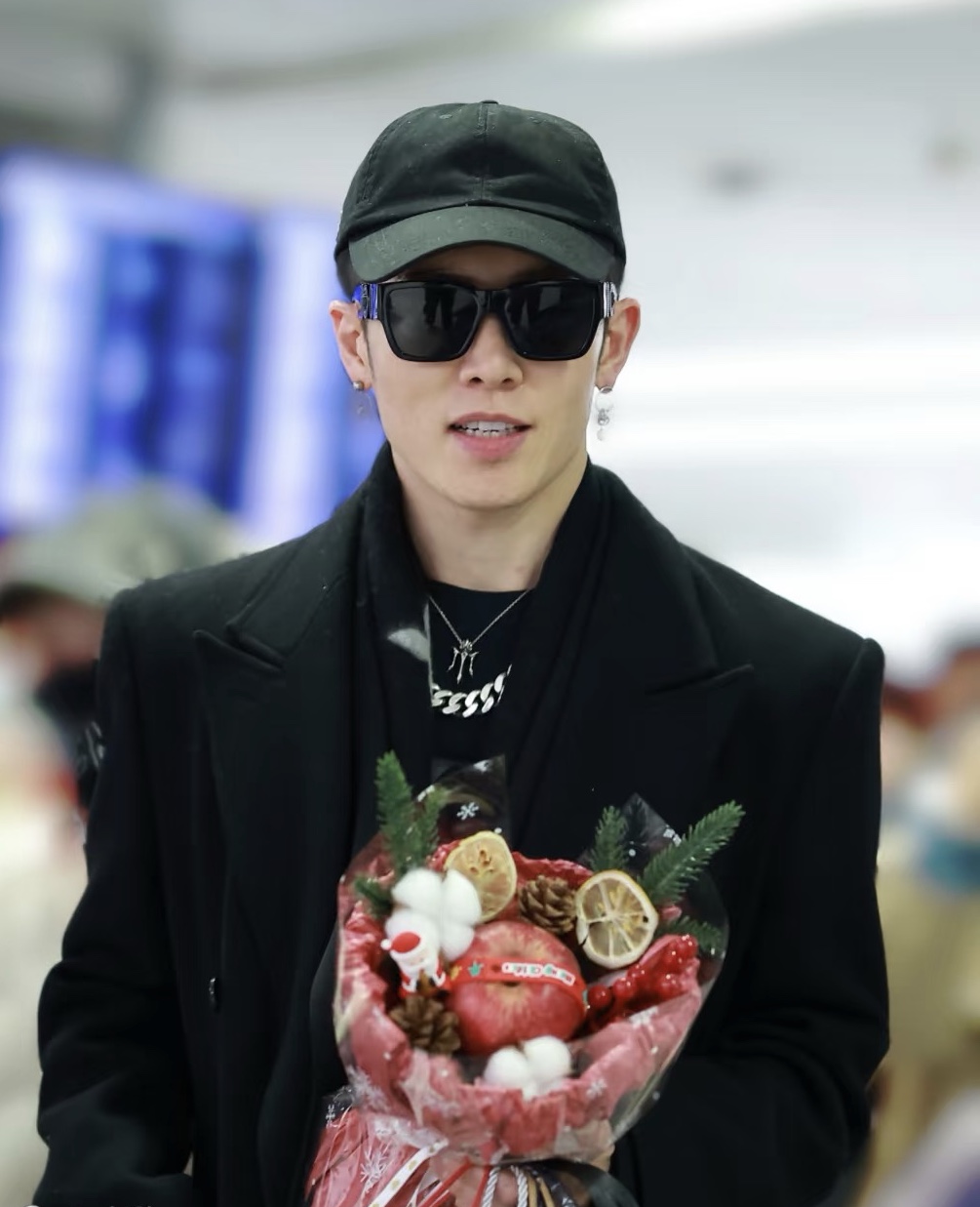 NO:243555,VERSAC* Versace official website new model MIYAVI same sunglasses MODELVE4483 SIZE55-17- glasses sunglasses sunglasses, glasses, versace, versace19860909VERSAC*范思哲 官网新款  MIYAVI雅 同款墨镜 MODELVE4483 SIZE55-17- 眼镜墨镜太阳镜,眼镜,versace,versace,glasses