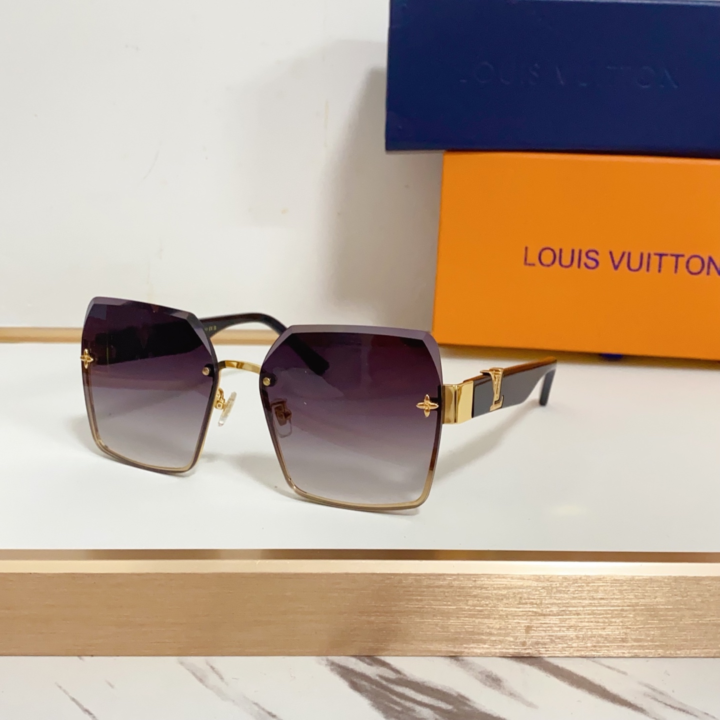NO:243591,LOUIS VUITTO*MODELZ1876SIZE60 16-glasses sunglasses, glasses, louis vuitton19860909LOUIS VUITTO*MODELZ1876SIZE60口16-眼镜墨镜太阳镜,眼镜,louis vuitton,glasses