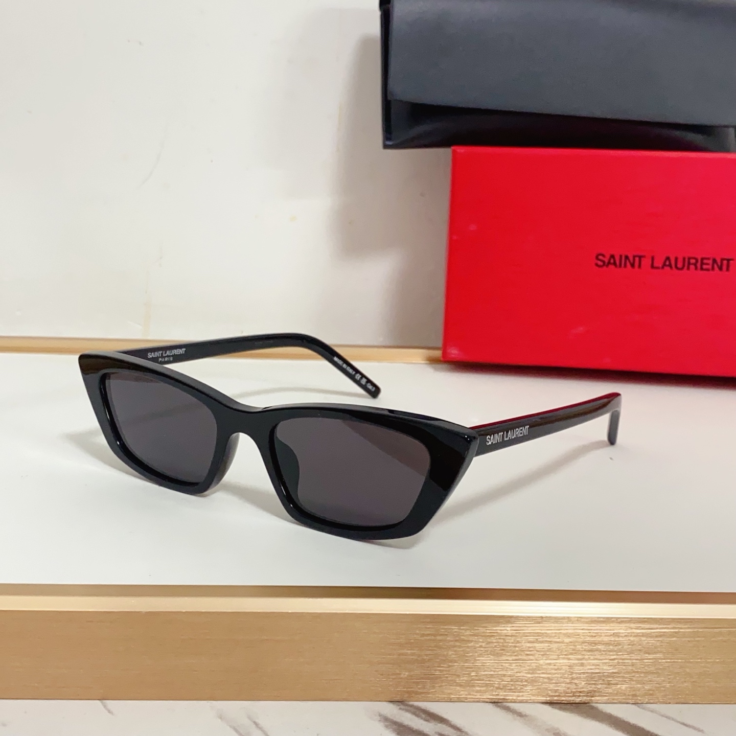NO:247705,Saint Laurent MODSL277 kitten eye frame saddle nose bridge relief logo on temple size52 mouth 18-, glasses sunglasses sunglasses, glasses, saint laurent19860909Saint Laurent MODSL277 小猫眼框架 马鞍鼻梁 镜腿处有浮雕标志 size52口18-,眼镜墨镜太阳镜,眼镜,saint laurent,glasses