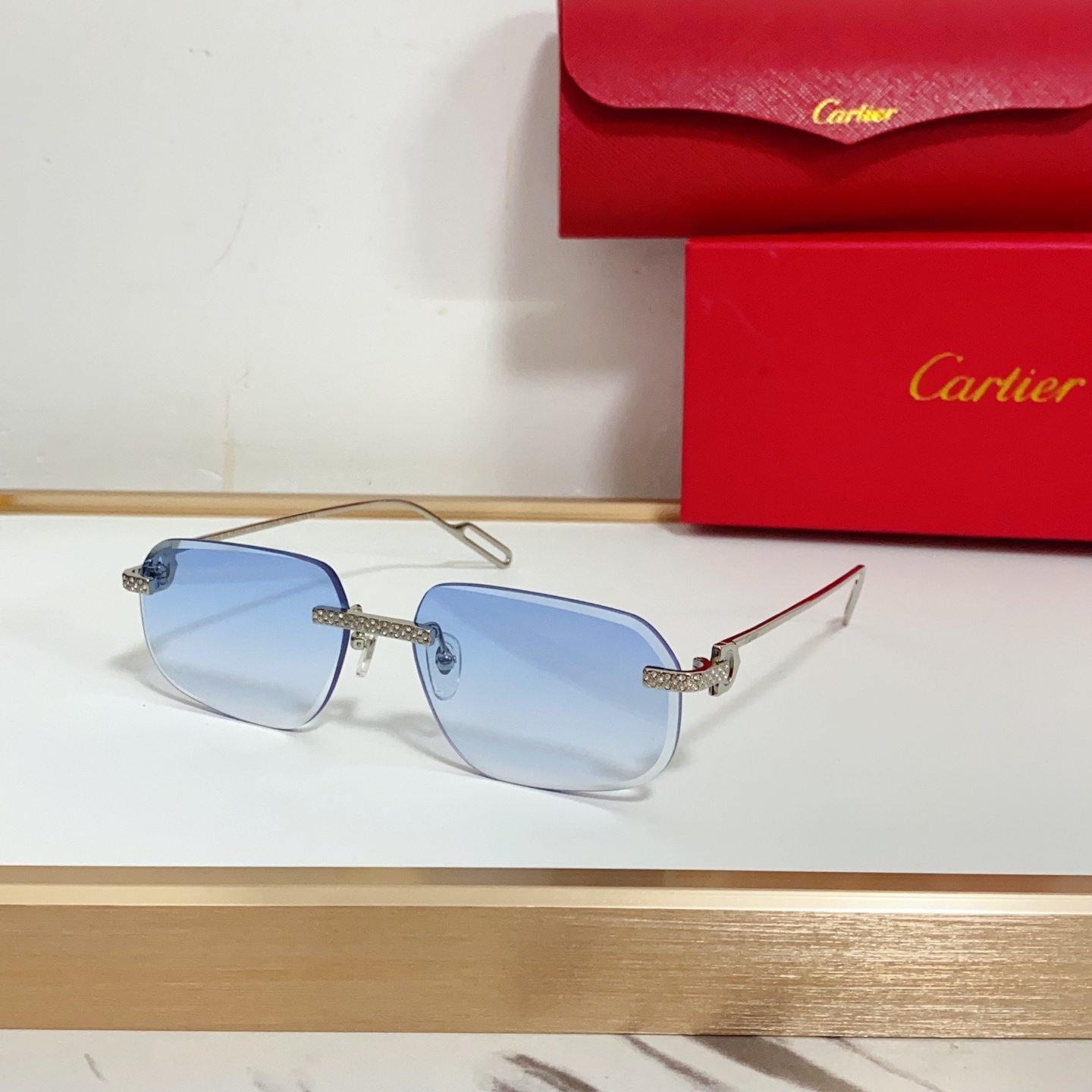 NO:250886,Cartie* MODELCT0562 SIZE: 59-17-143. Color-changing tablet glasses sunglasses, glasses, cartier19860909Cartie* MODELCT0562 SIZE: 59口17-143 .变色片眼镜墨镜太阳镜,眼镜,cartier,glasses
