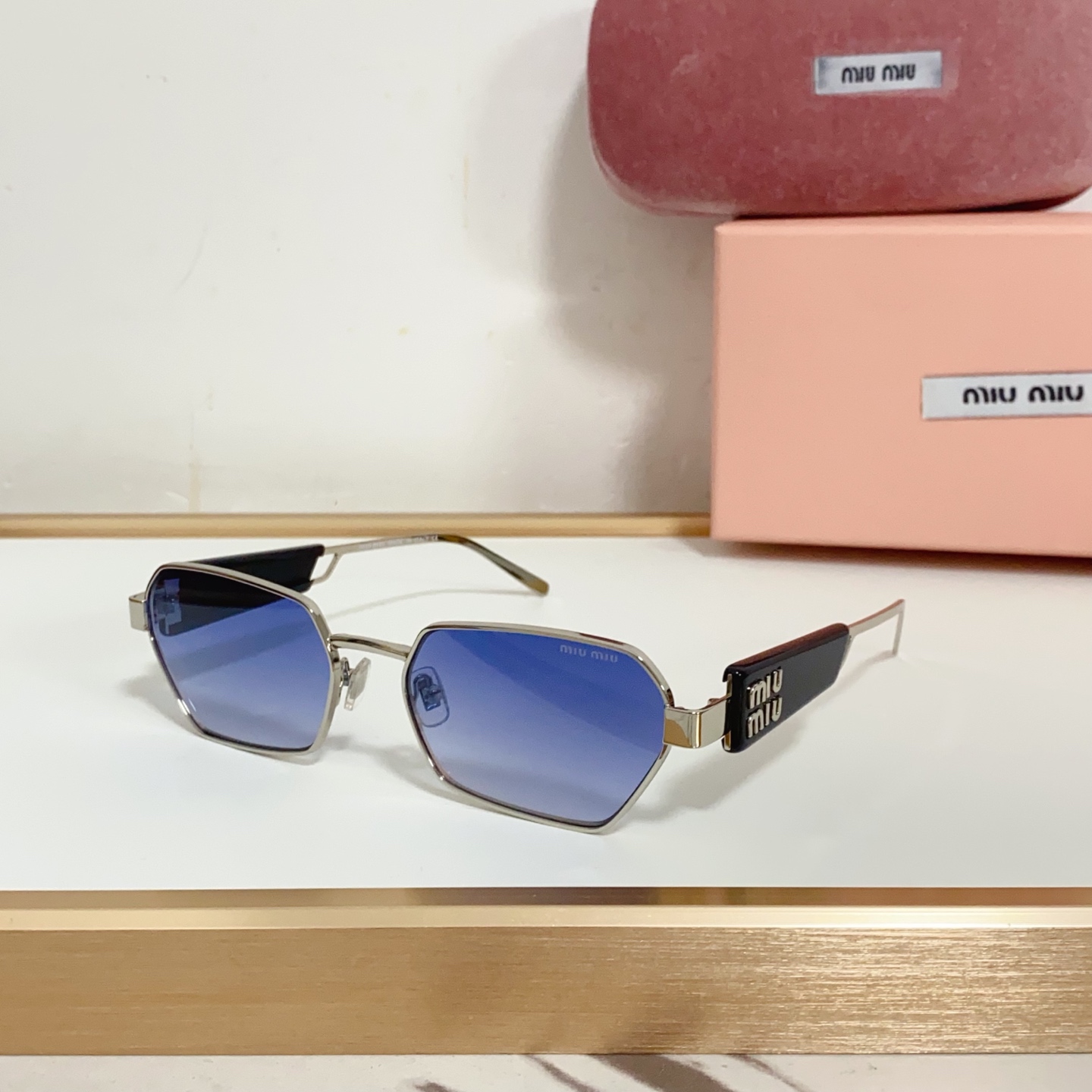 NO:251775,MIUMIUMod:MU 53WSSIZE:57-19-,Eye,miumiu19860909MIUMIUMod:MU 53WSSIZE:57-19-,眼镜,miumiu,glasses