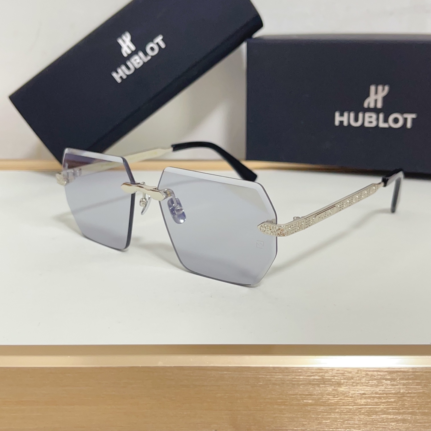 NO:347925,175HUBLOTMODEL:HSIZE58-Odd 15-Glasses Sunglasses Sunglasses, Glasses19860909175HUBLOTMODEL:HSIZE58口15-眼镜墨镜太阳镜,眼镜,glasses