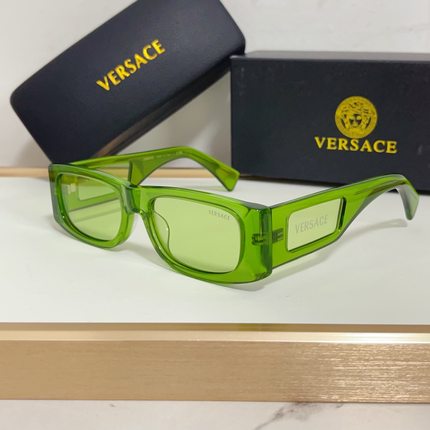 NO:357909,VERSAC*MODEL VESIZE55-port 19-143 glasses sunglasses sunglasses, glasses, versace19860909VERSAC*MODEL VESIZE55口19-143眼镜墨镜太阳镜,眼镜,versace,glasses