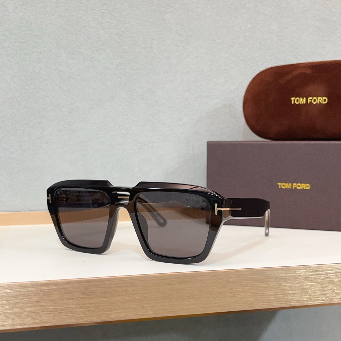 톰포드 선글라스 54557 Tom Ford Sunglasses