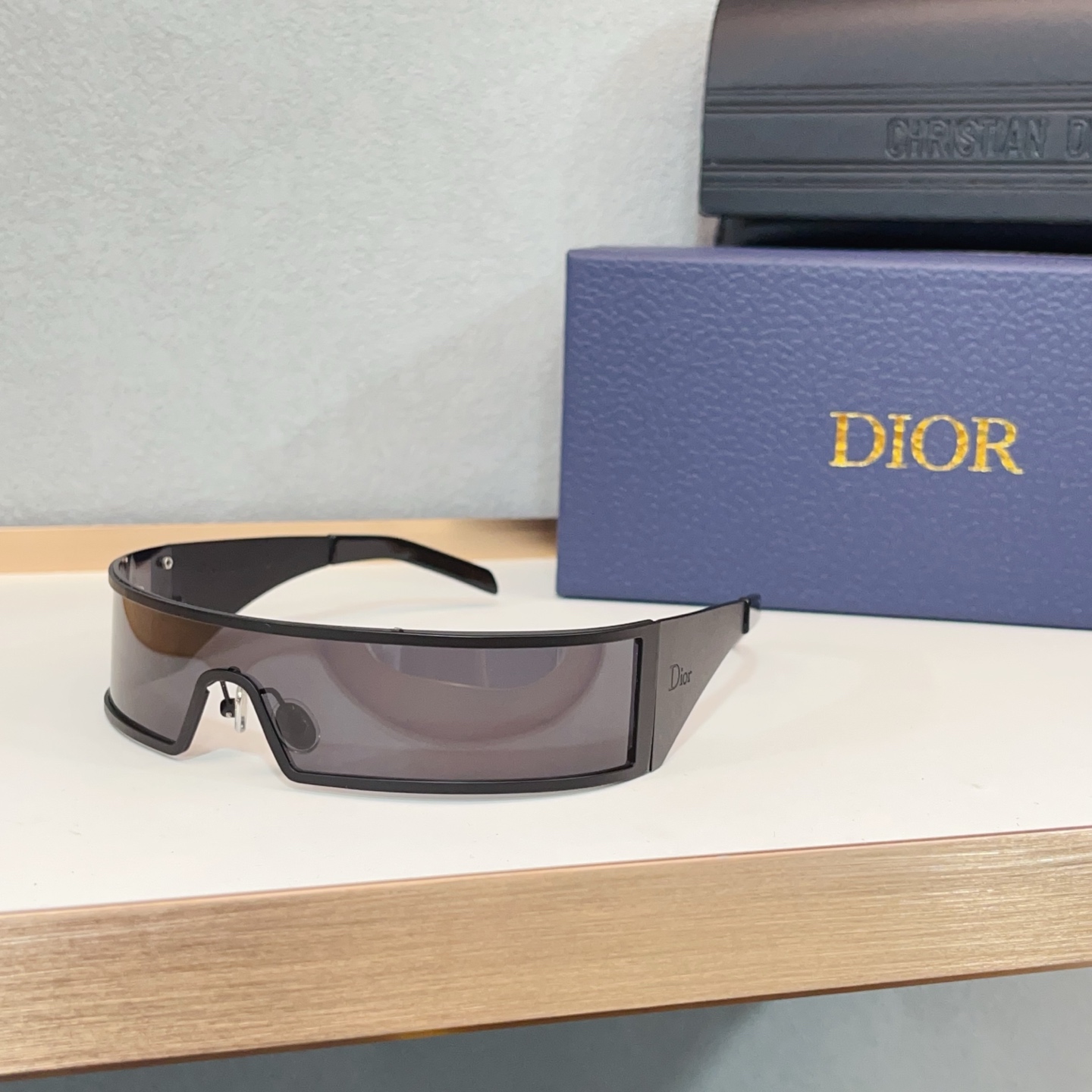 NO:362329,DIOR headband styling sunglasses MOD:PUNK SIZE:0- glasses sunglasses, glasses, dior19860909DIOR发箍造型太阳镜 MOD:PUNK SIZE:0- 眼镜墨镜太阳镜,眼镜,dior,glasses