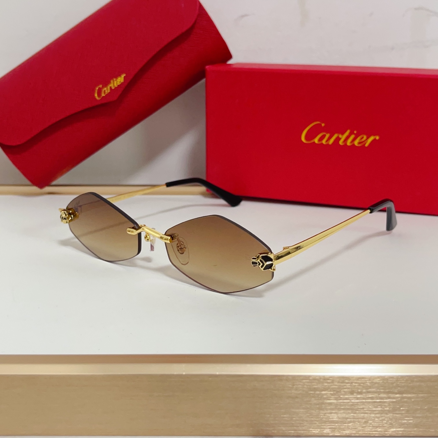 NO:362242,Cartie* MODELCT0433S SIZE: 55-door 20-, color-changing glasses sunglasses, glasses, cartier19860909Cartie* MODELCT0433S SIZE: 55口20-,,变色眼镜墨镜太阳镜,眼镜,cartier,glasses