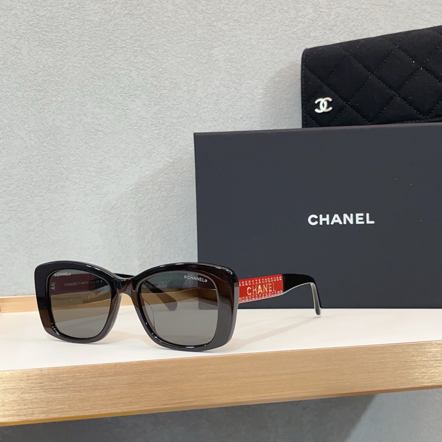 NO:368249,MODELCH9163B Full of handmade Swarovski diamonds show elegance High-version details Laser code SIZE:54-glasses sunglasses sunglasses, glasses, swarovski19860909MODELCH9163B 满满的手工施华洛世奇钻 彰显典雅 高版本细节 镭射编码 SIZE:54口19- 眼镜墨镜太阳镜,眼镜,swarovski,glasses