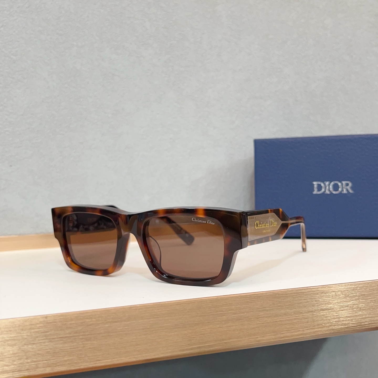 NO:368244,DIO* TOP QUALITY MODELDior Label S1F SIZE52 port 20- glasses sunglasses sunglasses, glasses, dior19860909DIO* TOP QUALITY MODELDior Label S1F SIZE52口20- 眼镜墨镜太阳镜,眼镜,dior,glasses