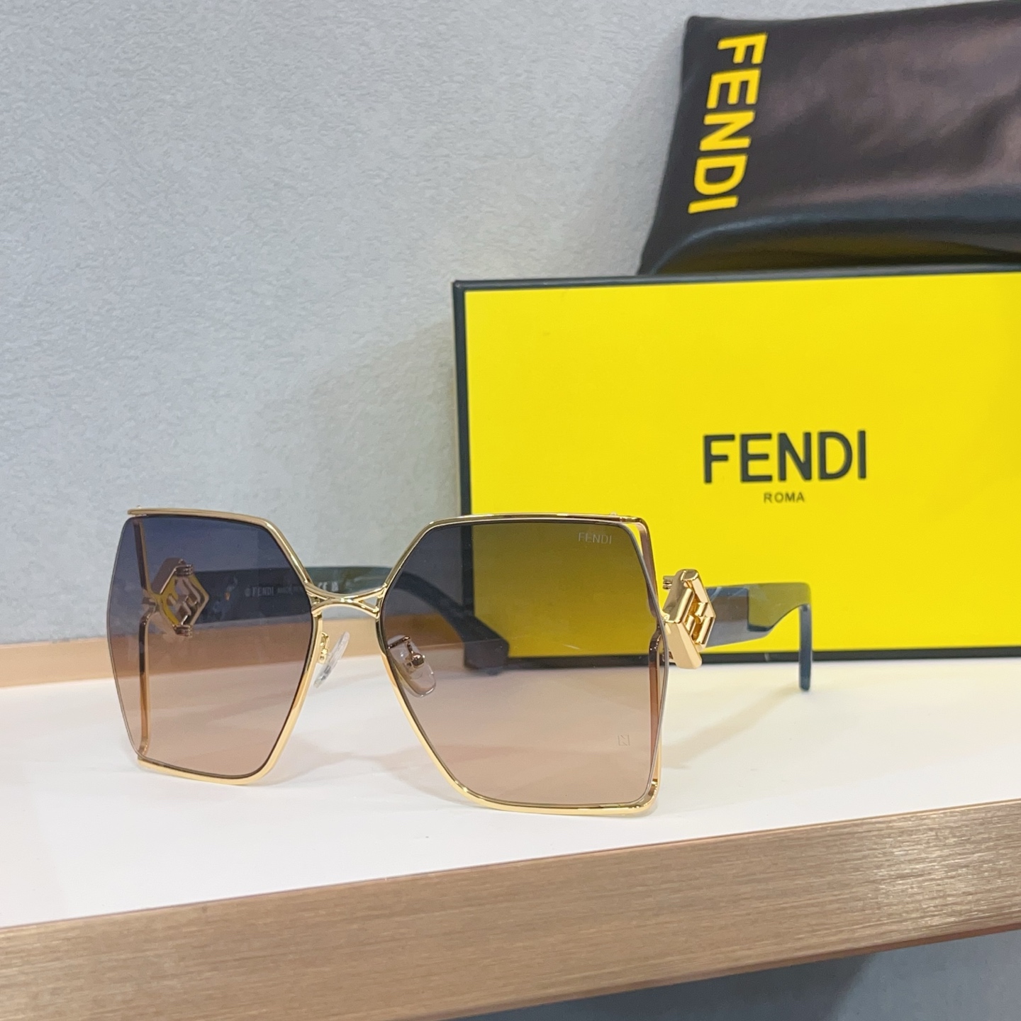 펜디 선글라스 74249 Fendi Sunglasses 이미지 3
