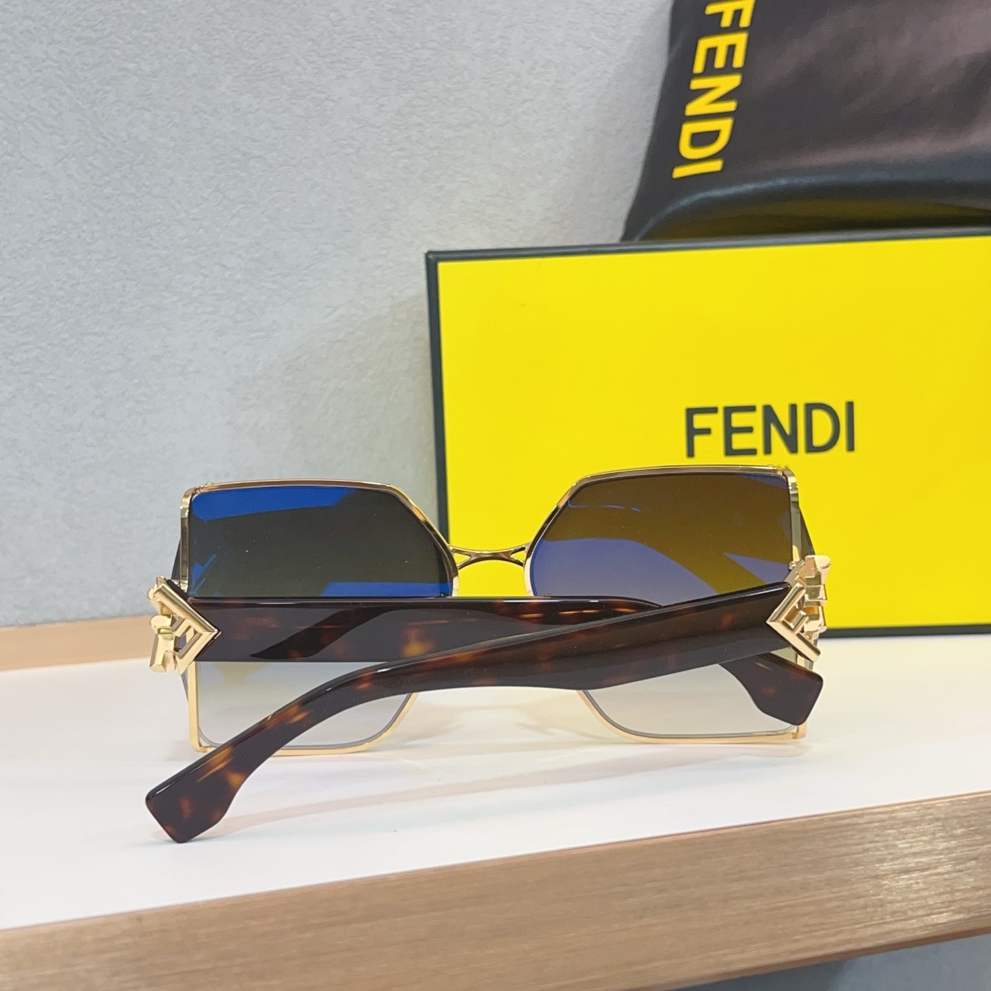 펜디 선글라스 74249 Fendi Sunglasses 이미지 9