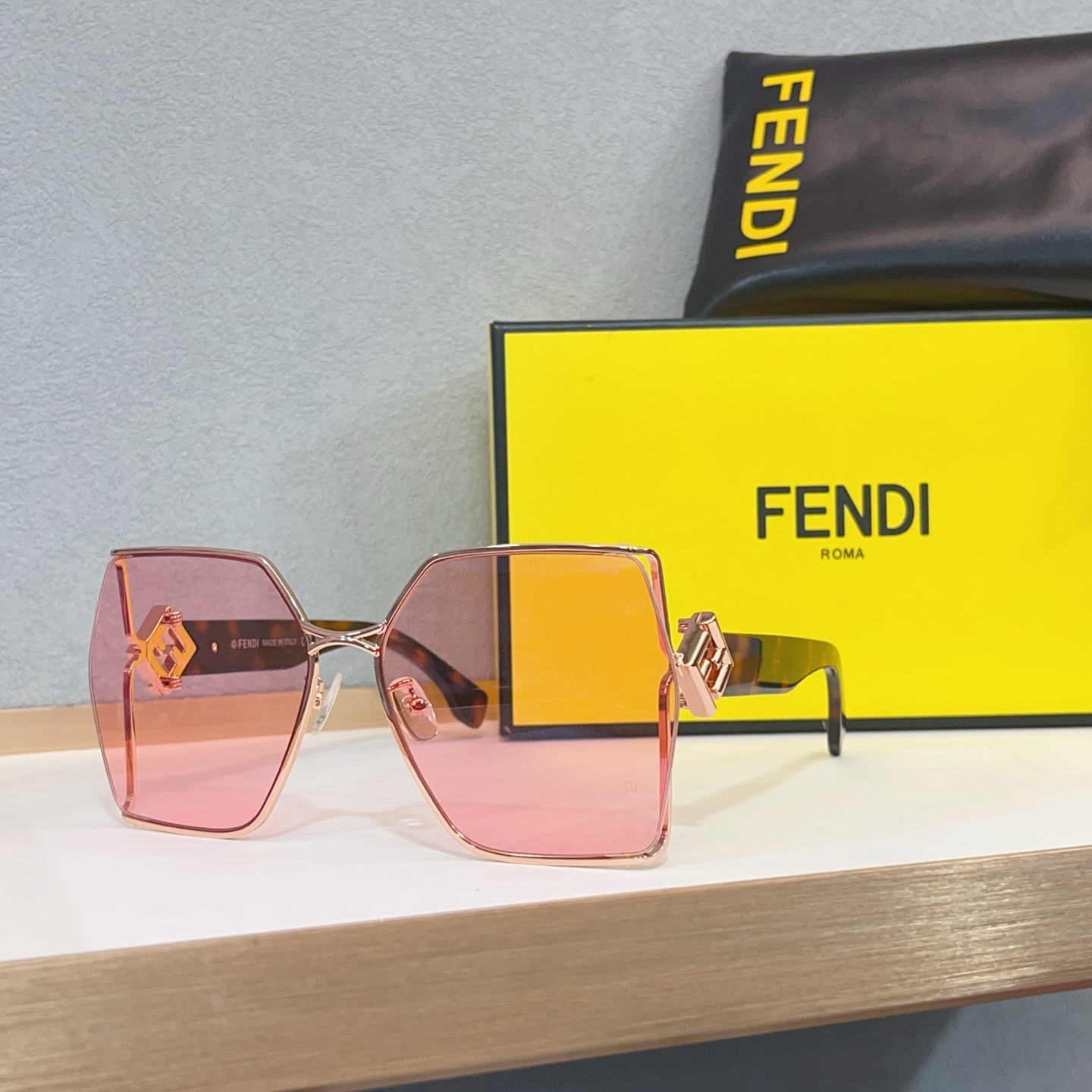 펜디 선글라스 74249 Fendi Sunglasses