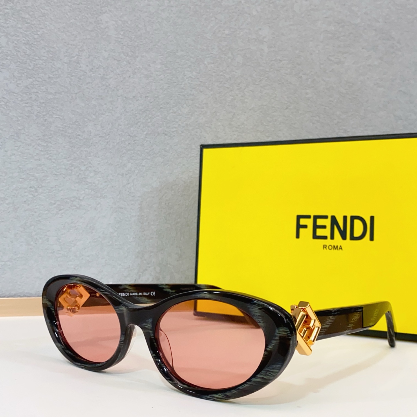 NO:371585,FEND*MODEL: FE40USIZE: 55-mouth 20-glasses sunglasses, glasses, fendi19860909FEND*MODEL: FE40USIZE:55口20-眼镜墨镜太阳镜,眼镜,fendi,glasses