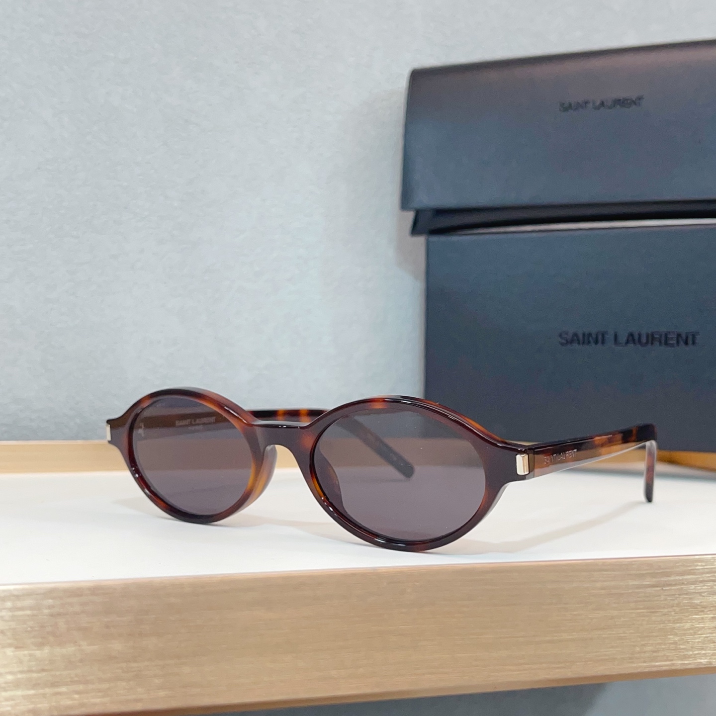 NO:372830,Beautiful nerd SL751 JEANNE European and American small frame mirror size50 19- SAINT LAURENT MIRST TELLING Metal hinge design Glasses sunglasses sunglasses, glasses, saint laurent19860909绝美书呆子  SL751 JEANNE 欧美小框镜 size50口19- SAINT LAURENT镜脚刻印 金属铰链设计 随手一拍就很出片眼镜墨镜太阳镜,眼镜,saint laurent,glasses