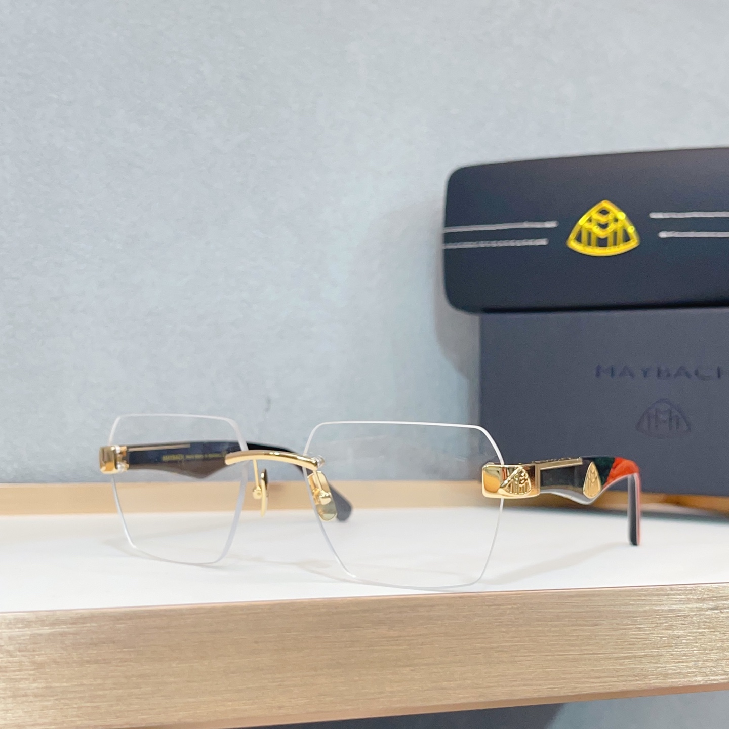 NO:373702,Maybach ModThe Magic I Size59-17- Custom imported sheet two-color legs with K gold vacuum plating glasses sunglasses, glasses19860909Maybach ModThe Magic I Size59口17- 定制进口板料双色拼腿 采用K金真空电镀 眼镜墨镜太阳镜,眼镜,glasses