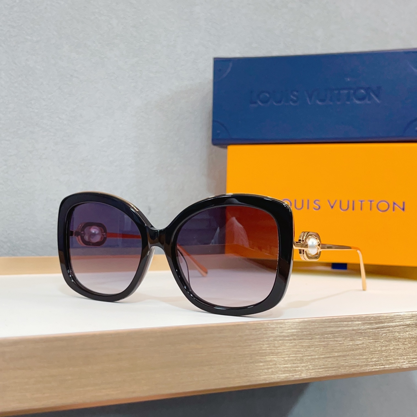 NO:373664,LOUIS VUITTO* MODELZ1932E SIZE58-18- Glasses sunglasses, glasses, louis vuitton19860909LOUIS VUITTO* MODELZ1932E SIZE58-18- 眼镜墨镜太阳镜,眼镜,louis vuitton,glasses