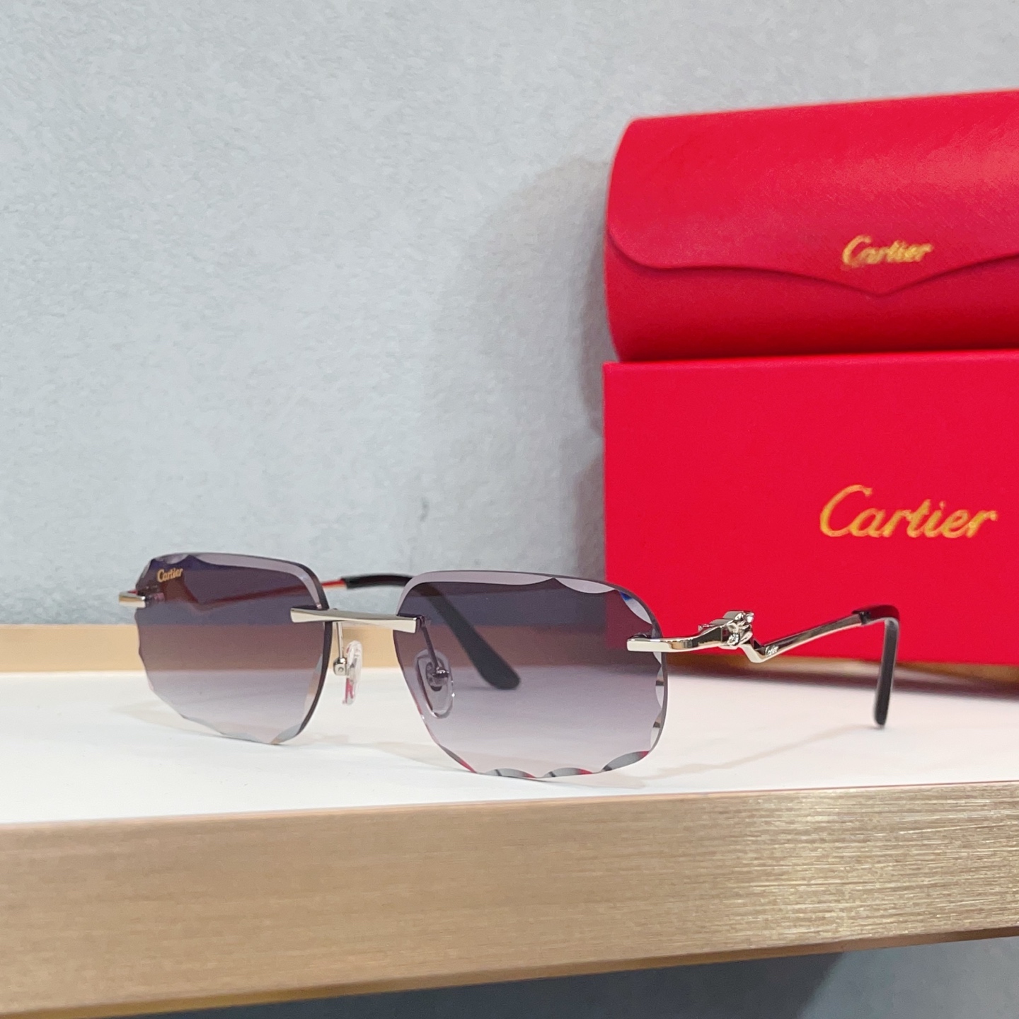 NO:373582,Cartie* MODELCT0120O SIZE57 port 17-, color-changing glasses sunglasses, glasses, cartier19860909Cartie* MODELCT0120O SIZE57口17- ,变色眼镜墨镜太阳镜,眼镜,cartier,glasses
