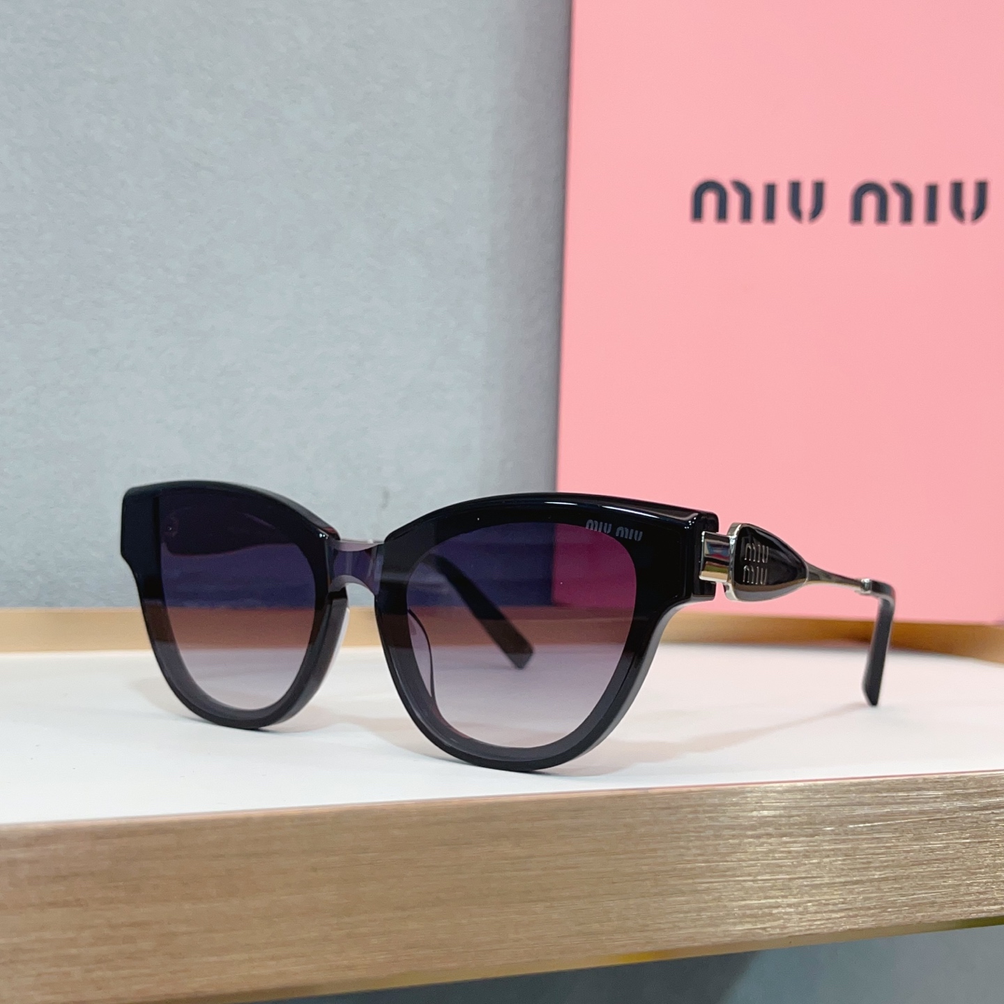 NO:375389,MIU MI*MODEL:MU 1708LVSIZE51 port 22-142 glasses sunglasses sunglasses, glasses, louis vuitton, miumiu19860909MIU MI*MODEL:MU 1708LVSIZE51口22-142 眼镜墨镜太阳镜,眼镜,louis vuitton,miumiu,glasses