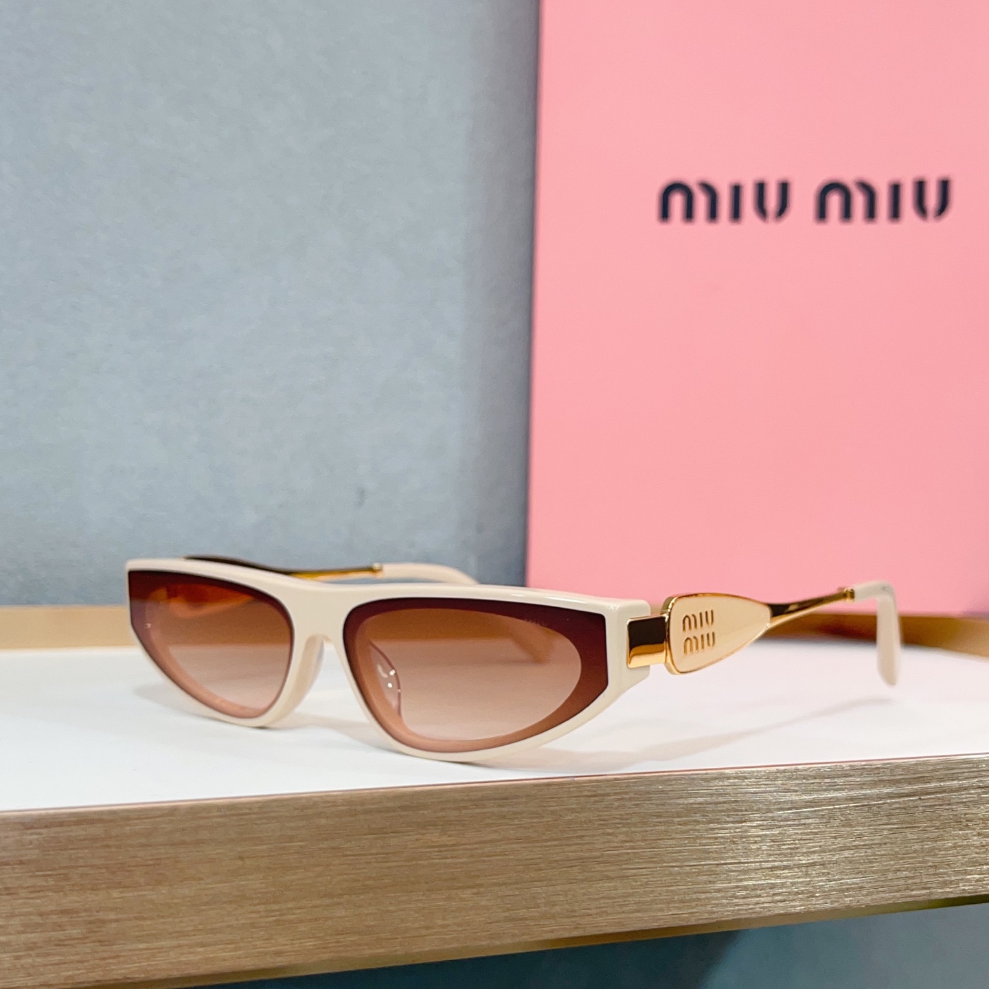 NO:375384,MIU MI*MODELMU 1707LVSIZE53 port 19-142 glasses sunglasses sunglasses, glasses, louis vuitton, miumiu19860909MIU MI*MODELMU 1707LVSIZE53口19-142 眼镜墨镜太阳镜,眼镜,louis vuitton,miumiu,glasses