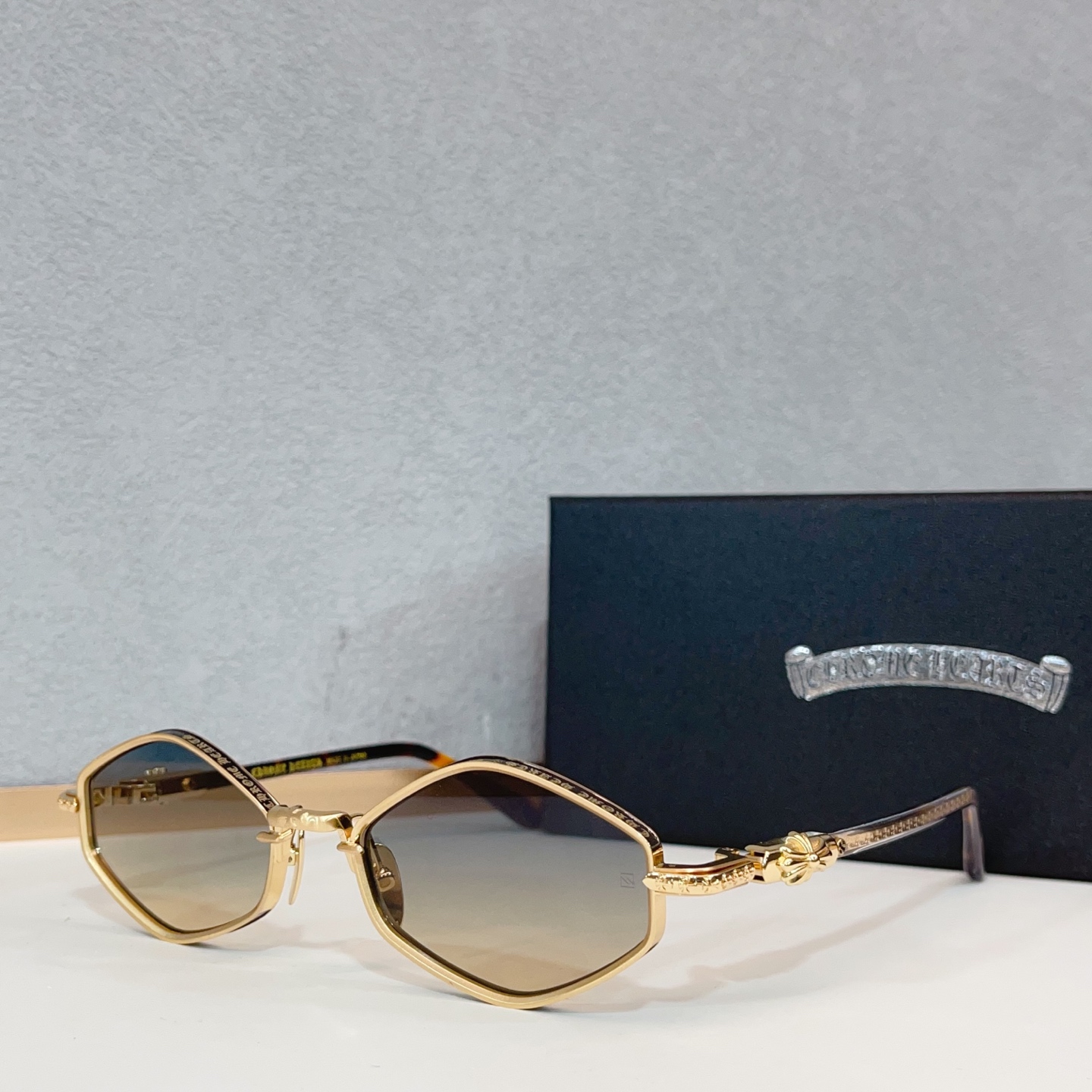 NO:376493,MODNIP SLIP SIZE: 53-19-141 The most important new product glasses, sunglasses, glasses19860909MODNIP SLIP SIZE: 53-19-141 年度重磅新品眼镜墨镜太阳镜,眼镜,glasses