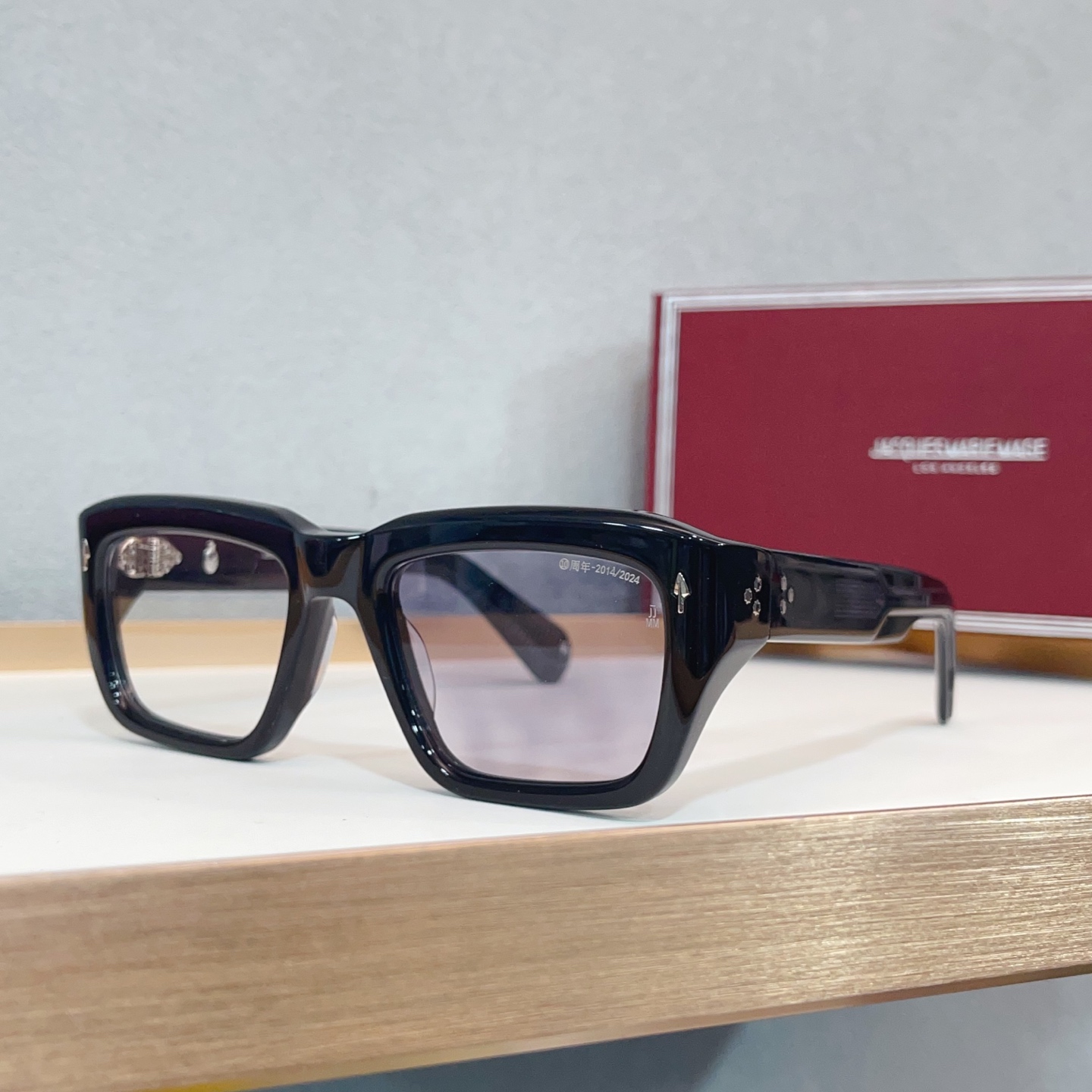 NO:376701,JACQUES MARIE MAG MODEL:WALKERSIZE: 53-port 21-146 delivery box, color-changing glasses, sunglasses, glasses19860909JACQUES MARIE MAG MODEL:WALKERSIZE: 53口21-146配送盒子,变色眼镜墨镜太阳镜,眼镜,glasses