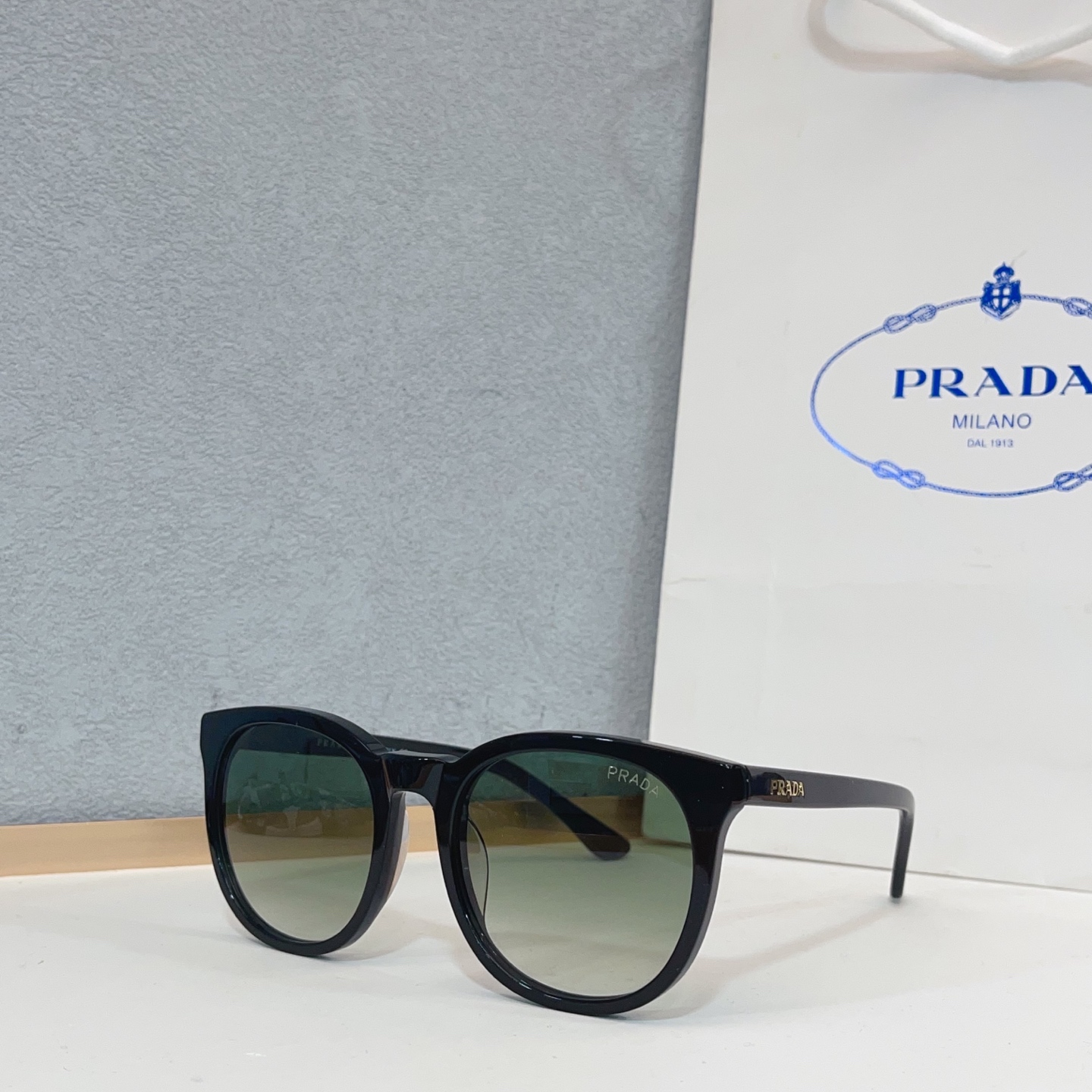 프라다 선글라스 56497 Prada Sunglasses