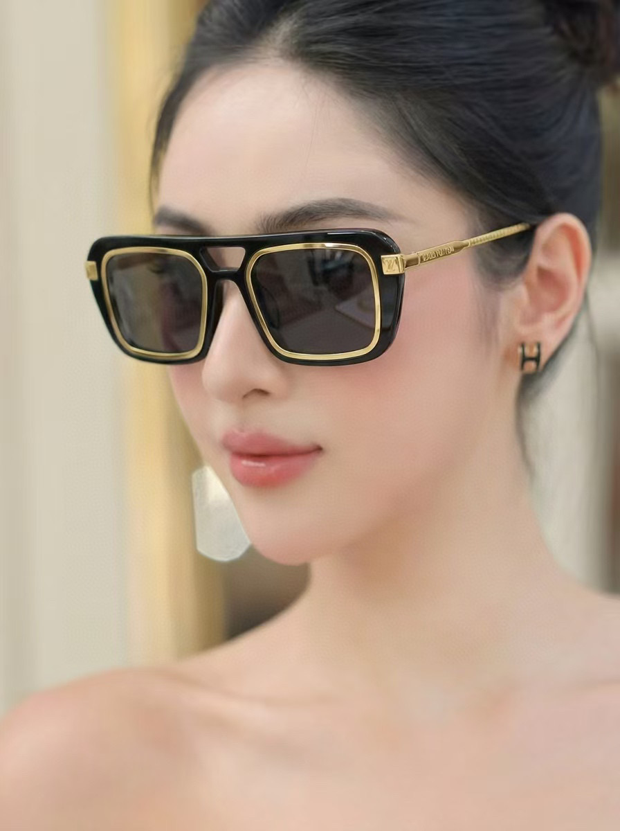 LOUIS VUITTON
MODEL：Z2193E
SIZE：51口22-140
 