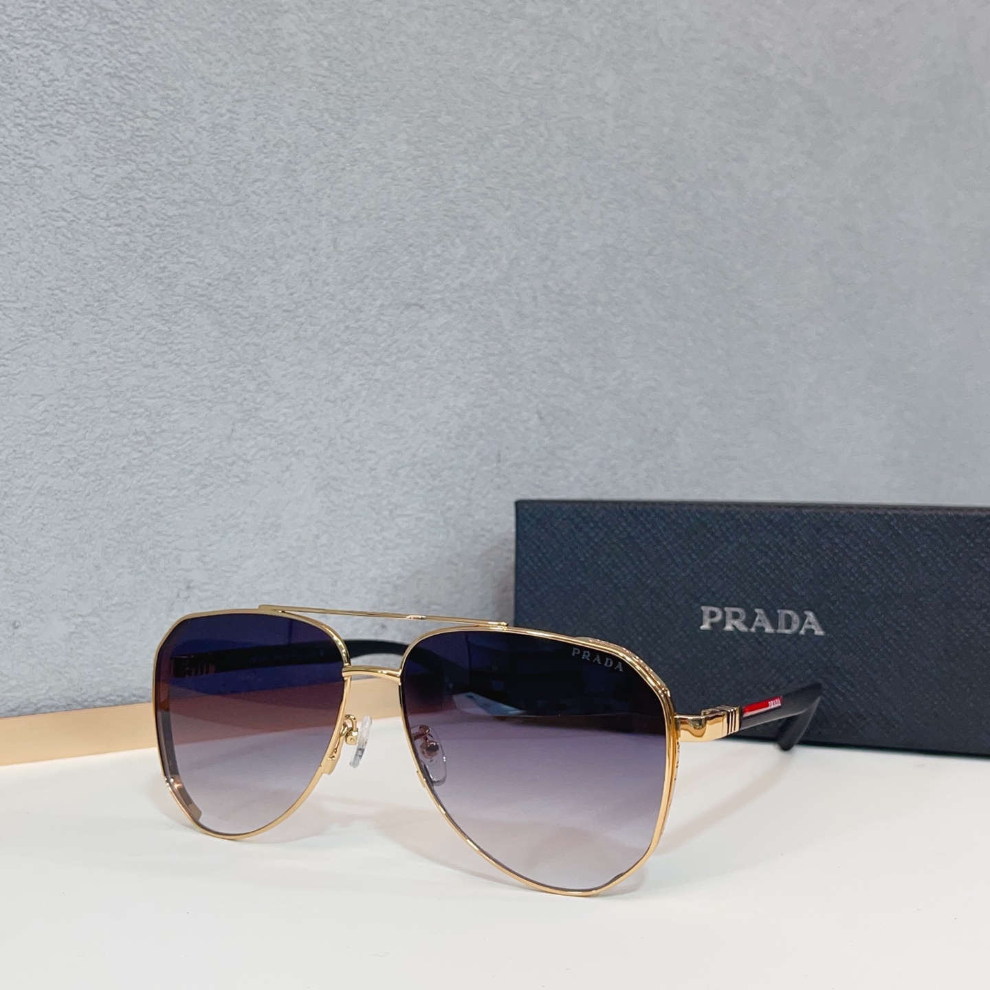 프라다 선글라스 56513 Prada Sunglasses