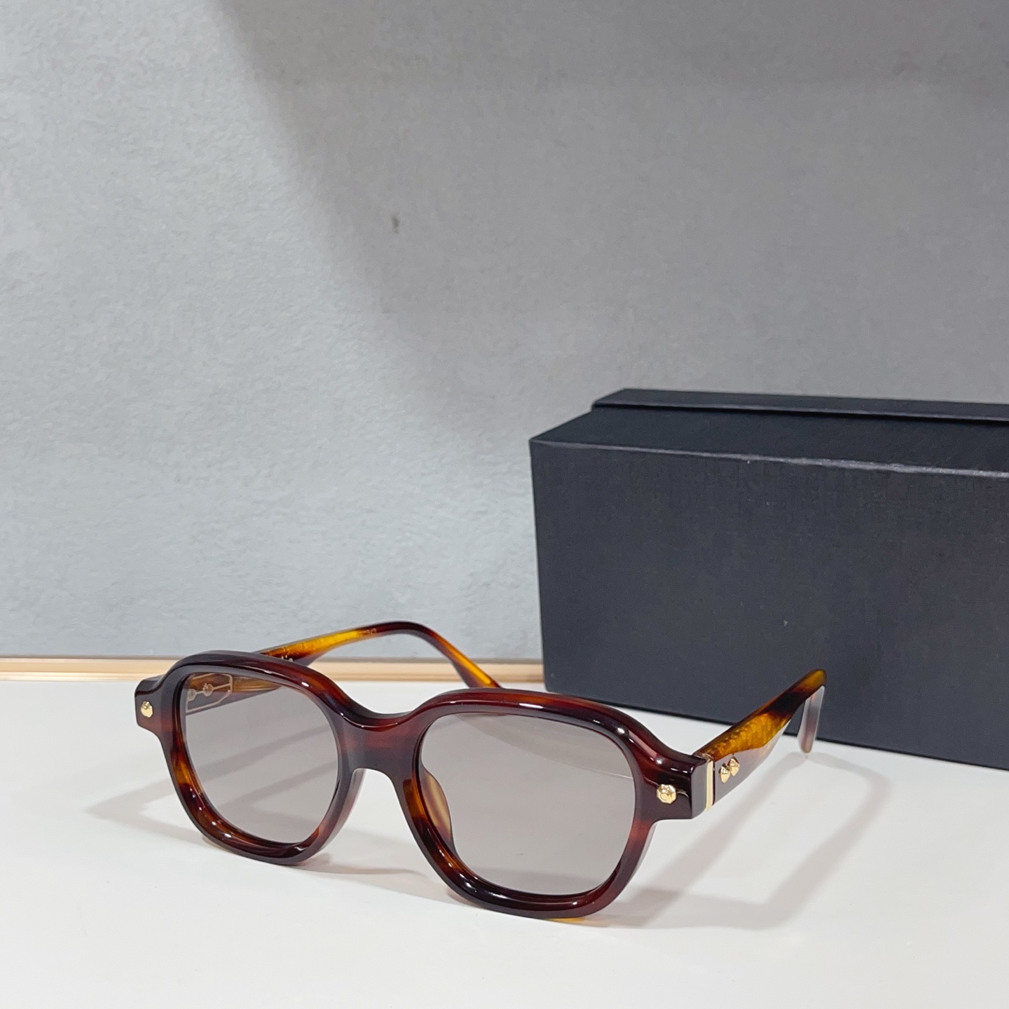 NO:765262,John Dalia ModProject Series 12 Size 51 Mouth 18 Old Money Style Minimalism Visible Quality Customized Brand Copper Core Glasses, Sunglasses, Sunglasses, Glasses19860909John Dalia ModProject Series 12 Size 51口18 老钱风 极简主义 品质看得见 定制品牌铜芯 眼镜墨镜太阳镜,眼镜,glasses