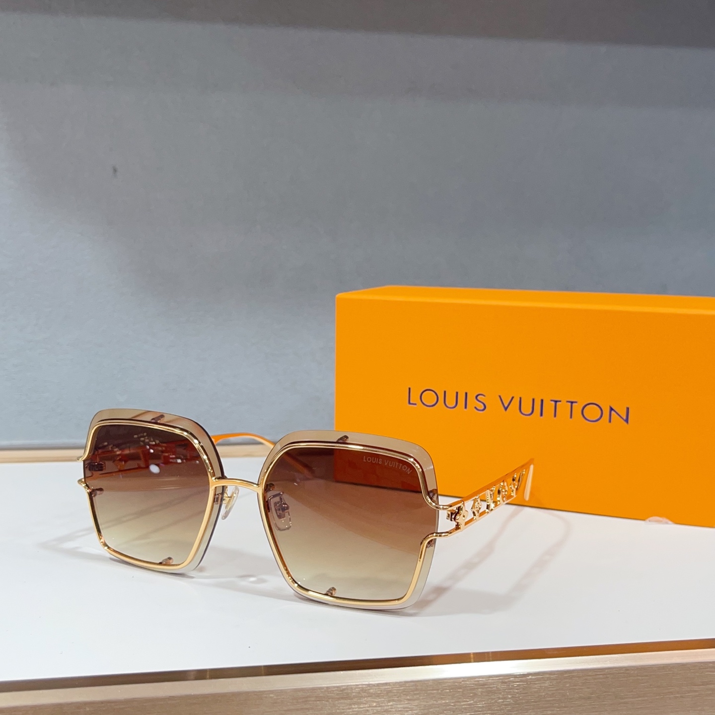 NO:765214,LOUIS VUITTON ModZ2966U Size 63 mouth 14- glasses sunglasses sunglasses, glasses, louis vuitton19860909LOUIS VUITTON ModZ2966U Size63口14- 眼镜墨镜太阳镜,眼镜,louis vuitton,glasses