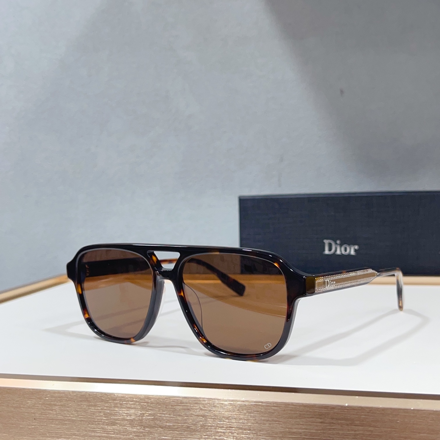 Солнечные очки Dior DioRibbon A1I