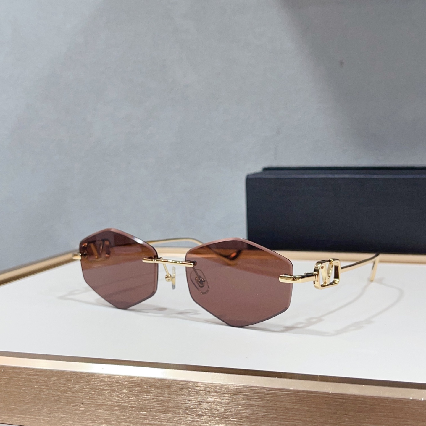 NO:885354,Valentin* Oversized MODELVLS-187A SIZE58 mouth 18- glasses, sunglasses, sunglasses, glasses, versace, valentino19860909Valentin* Oversized MODELVLS-187A SIZE58口18- 眼镜墨镜太阳镜,眼镜,versace,valentino,glasses