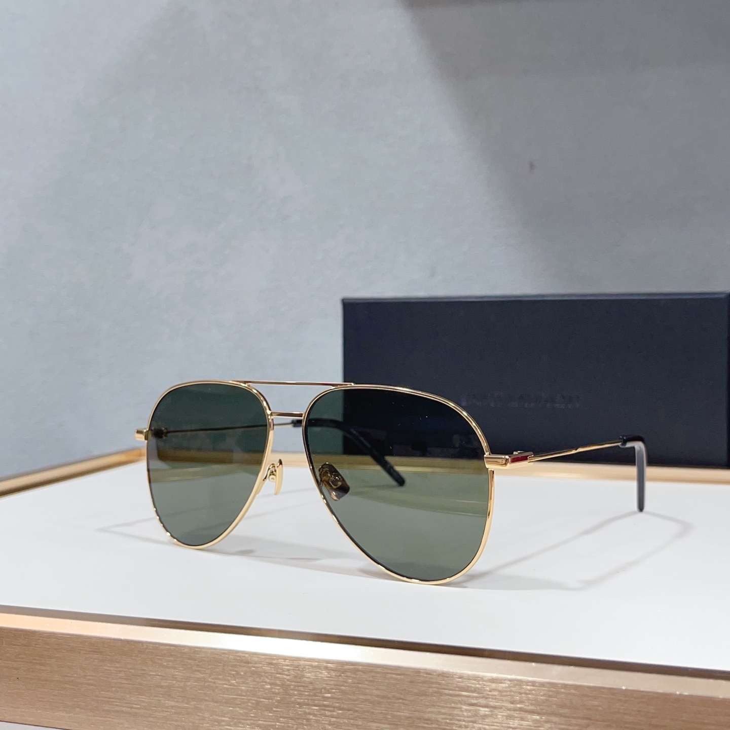 NO:885315,Yves Saint Laurent ModCLASSIC 11 classic European and American pilot series pressure-free mirror weight size 59 mouth 14 - glasses, sunglasses, sunglasses, glasses, saint laurent19860909Yves Saint Laurent ModCLASSIC 11 经典欧美飞行员系列 无压力镜重 size59口14- 眼镜墨镜太阳镜,眼镜,saint laurent,glasses