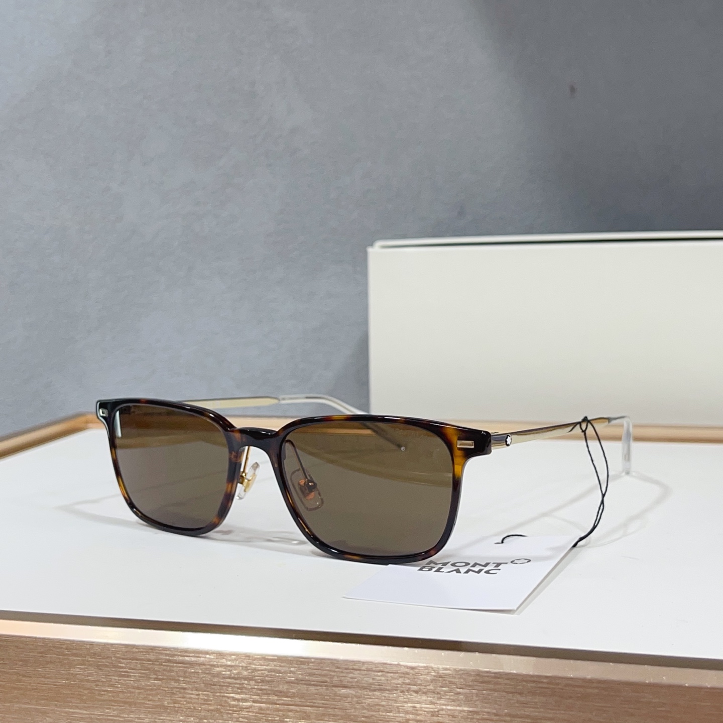 NO:896772,MONT BLAN* MODEL: MB0394ON SIZE: 54 ports 19- titanium ~ ~ flat sunglasses, sunglasses, glasses19860909MONT BLAN* MODEL:MB0394ON SIZE: 54口19- 钛～～ 平光 太阳眼镜墨镜太阳镜,眼镜,glasses