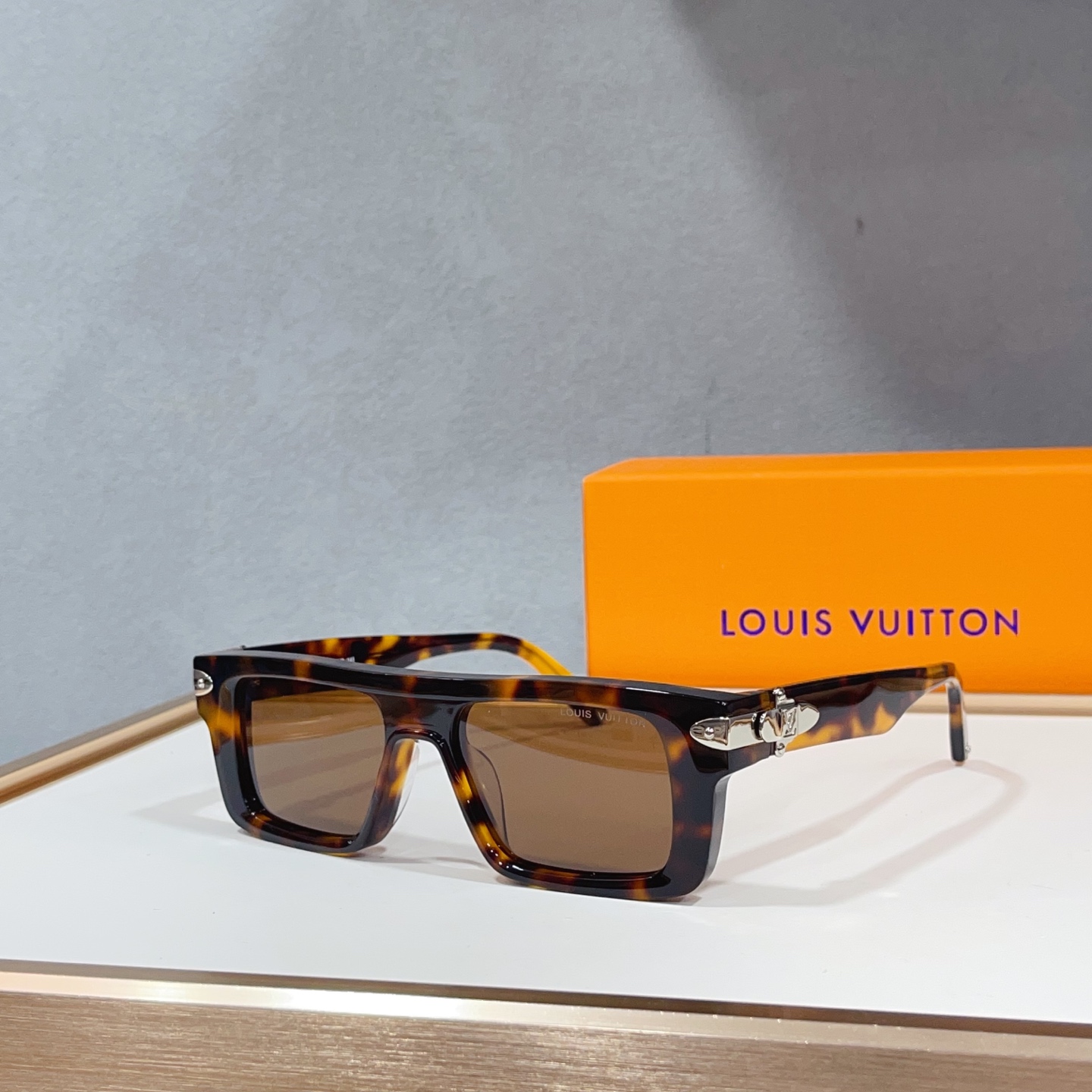 NO:896688,LOUIS VUITTON MODELZ6067U SIZE53 mouth 19- glasses, sunglasses, sunglasses, glasses, louis vuitton19860909LOUIS VUITTON MODELZ6067U SIZE53口19- 眼镜墨镜太阳镜,眼镜,louis vuitton,glasses