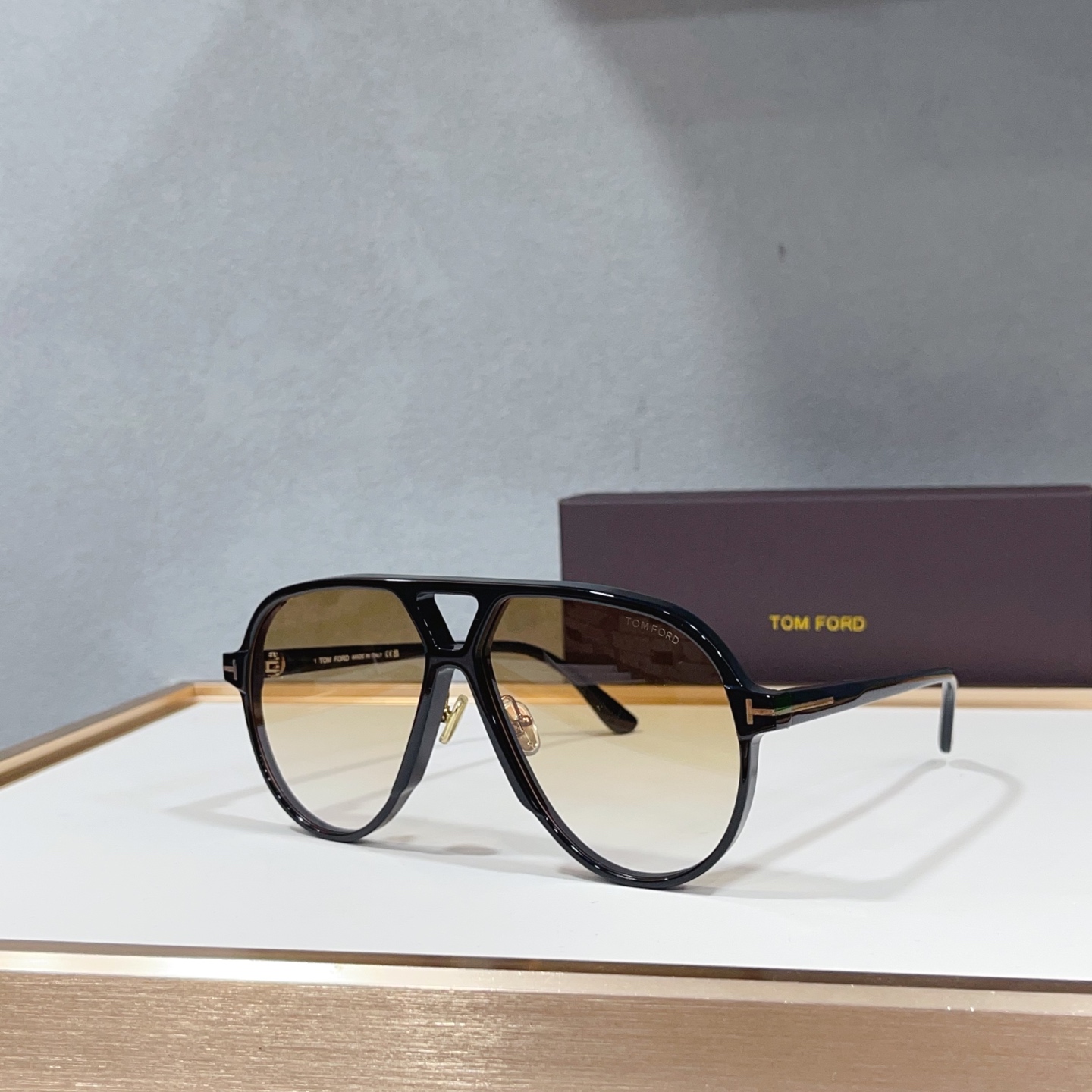 NO:896622,Oversided MODFT1061 (bertrand) popular all over the Internet size64 mouth 13- glasses, sunglasses, sunglasses, glasses, versace19860909Oversided  MODFT1061（bertrand） 风靡全网 size64口13- 眼镜墨镜太阳镜,眼镜,versace,glasses